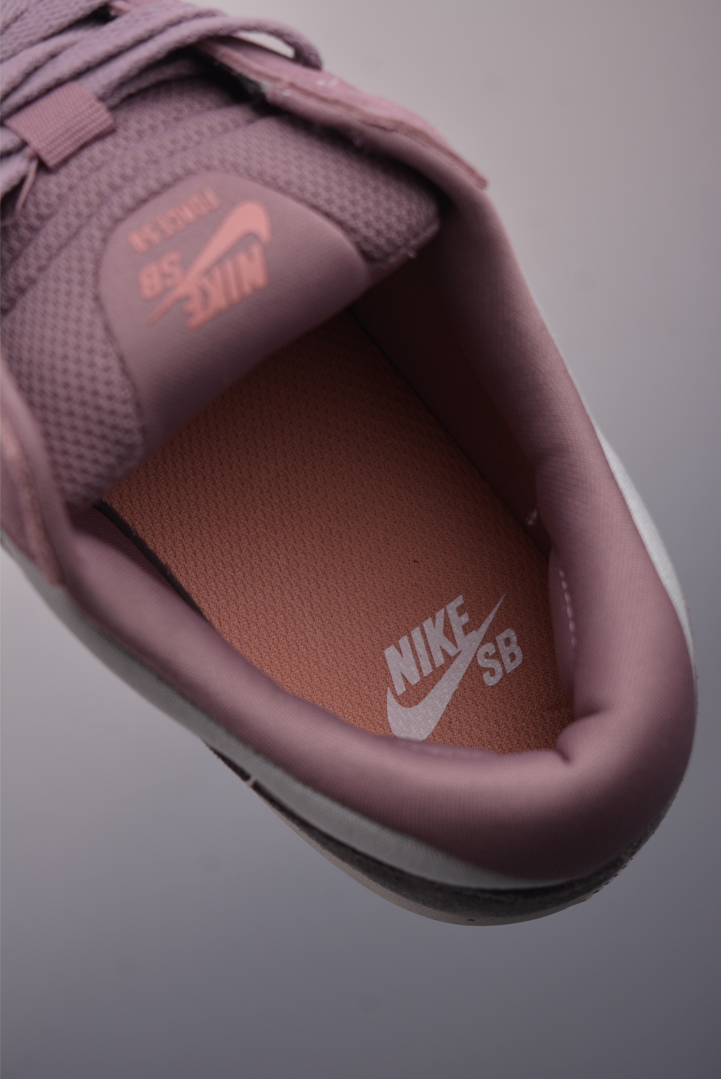 160 耐克Nike SB Force 58 硫化杯底 传统篮球风格 043903