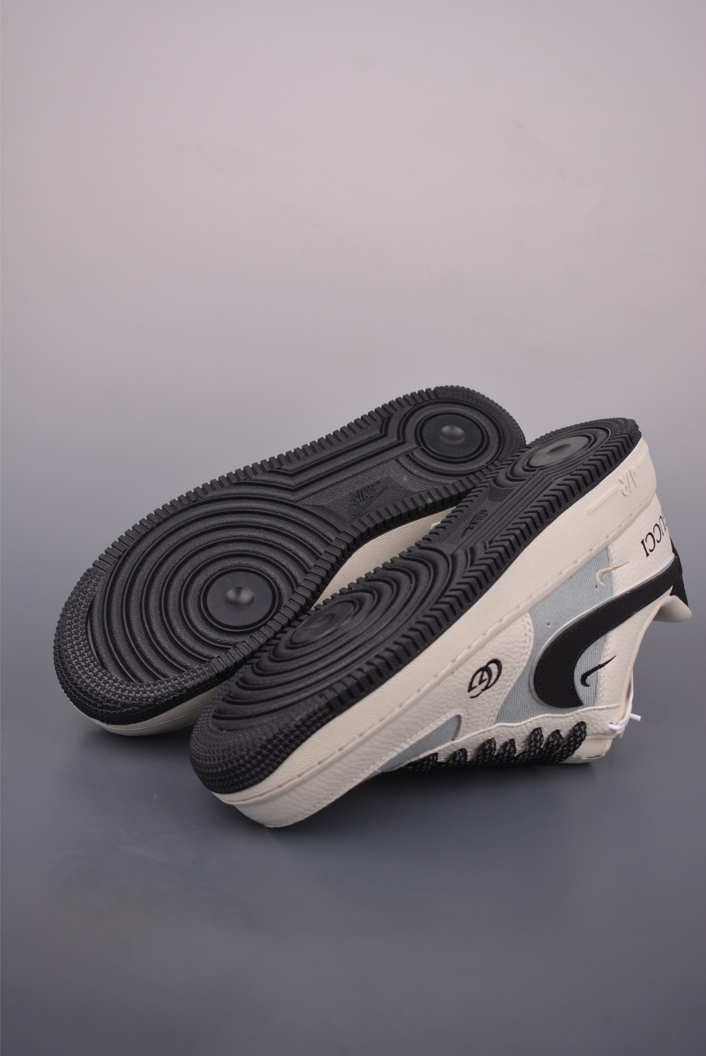 Nike Air Force 1 Low Gucci Collaboration - Premium Quality & Comfort 4 i1759258637482 2019 0 2