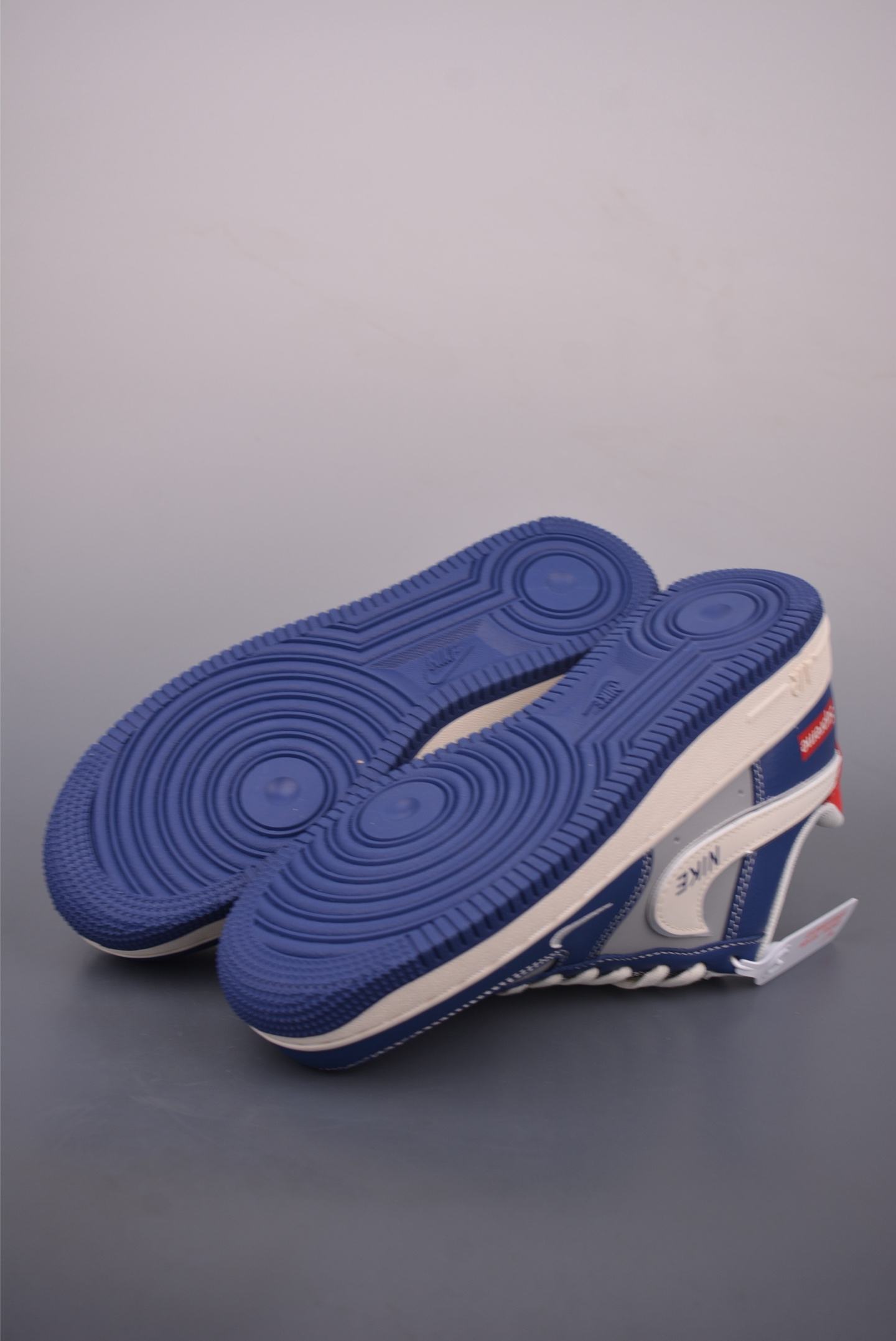 Nike Air Force 1 Low Supreme Collab,Original Version,Comfortable Sneakers 4 i1759258687439 9674 0 2