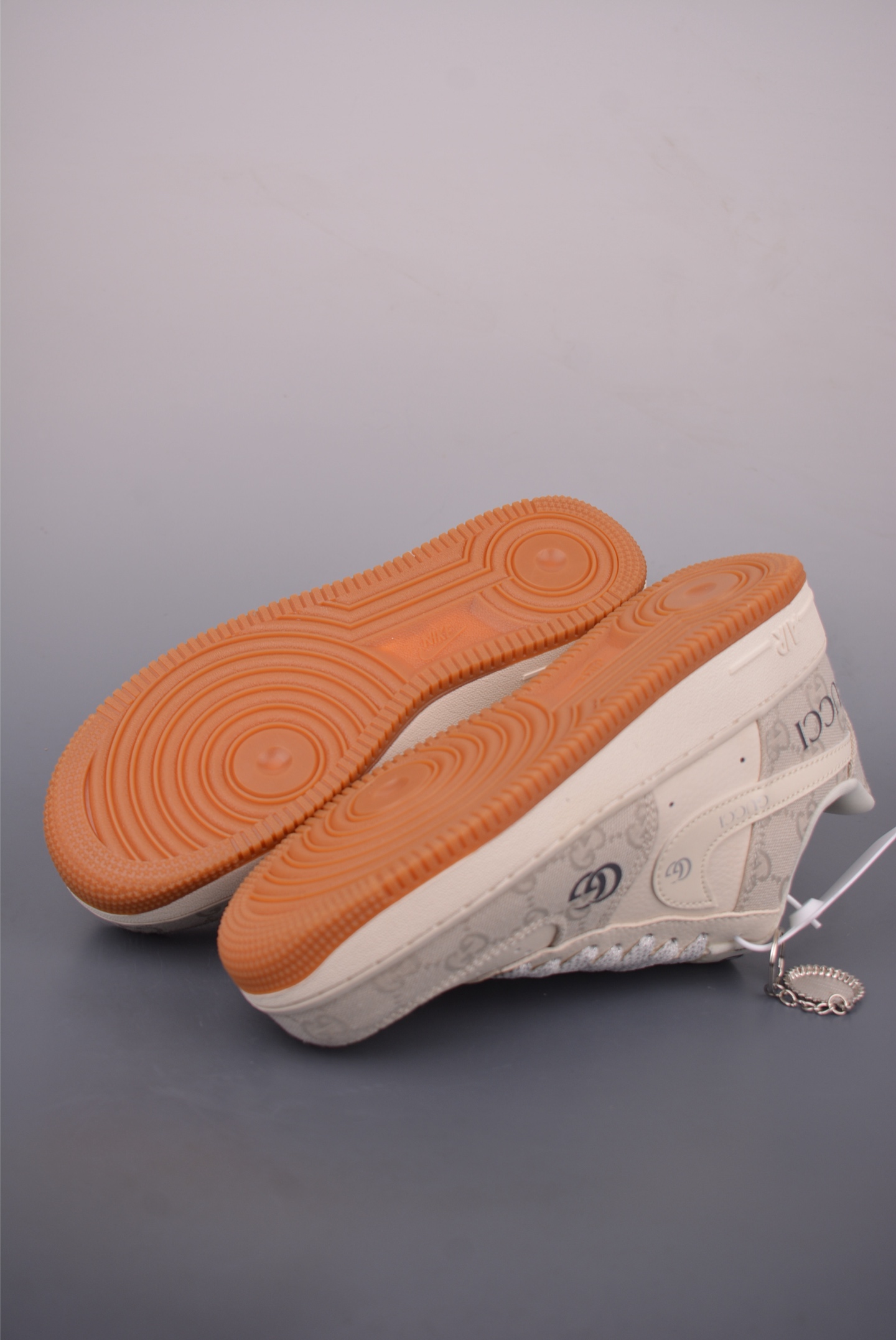 Nike Air Force 1 Low Gucci Collaboration - Premium Comfort & Style 4 i1759259189894 8814 0 2