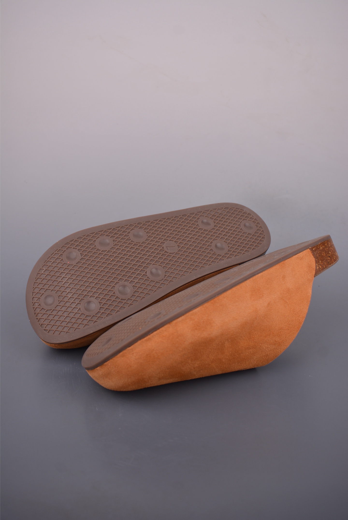 Adidas Originals Adimule: Anti-Slip Mule Sandals - Effortless Style & Comfort 3 i1759259582885 8240 0 2