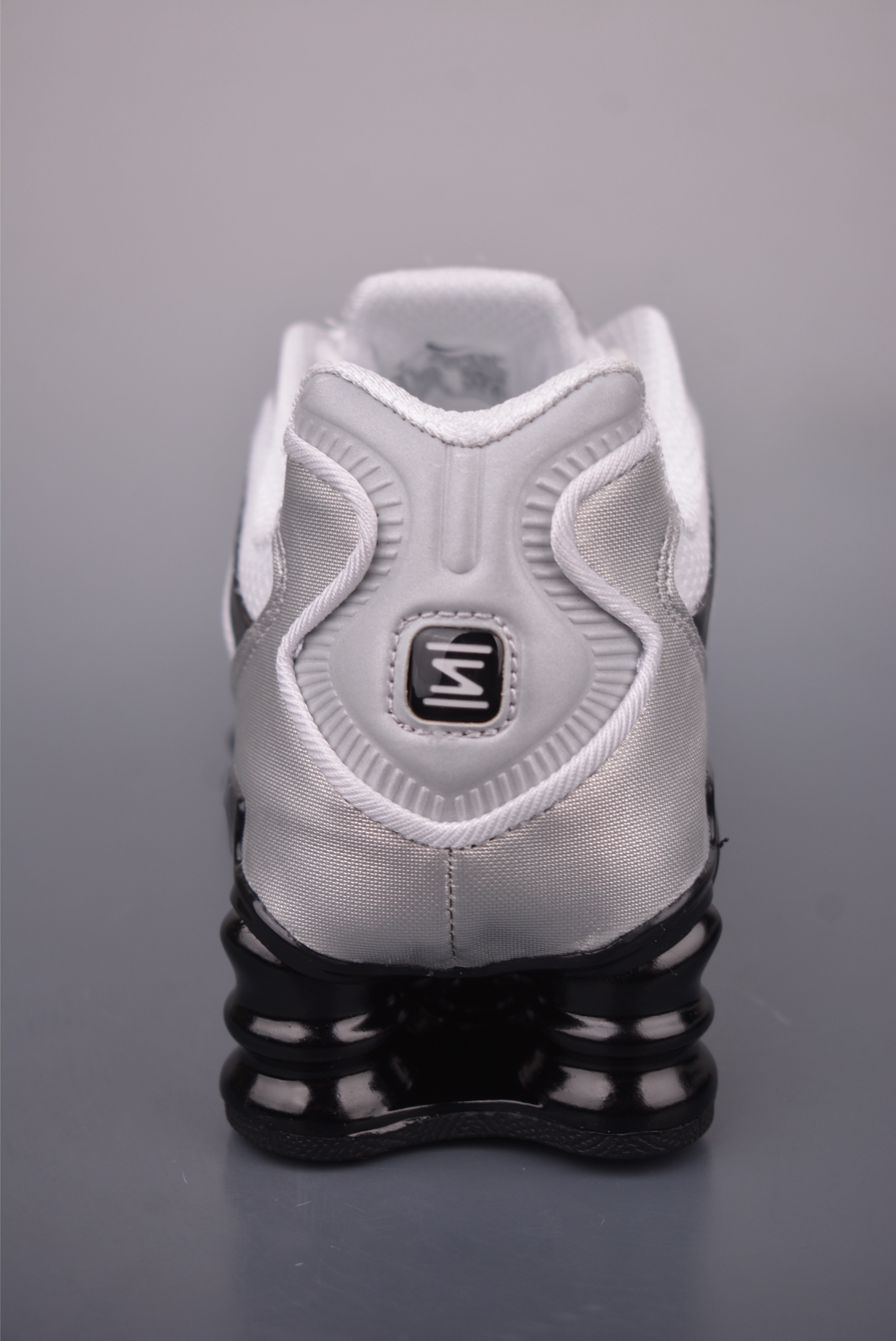 Nike Shox Ride 2 SP x Supreme Running Shoes - Full-Length Air Cushion 5 i1759259746980 9472 0 3