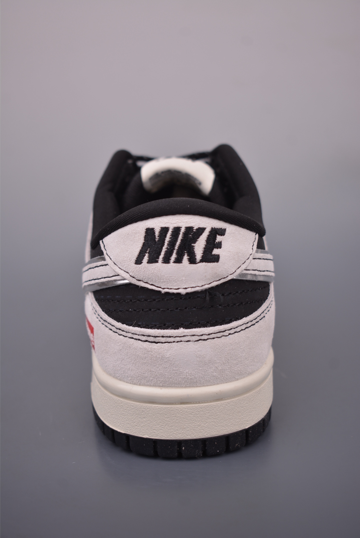 Nike Dunk Low x Supreme Black White Sneakers Limited Edition Unisex Shoes 4 i1759260472650 6951 0 3