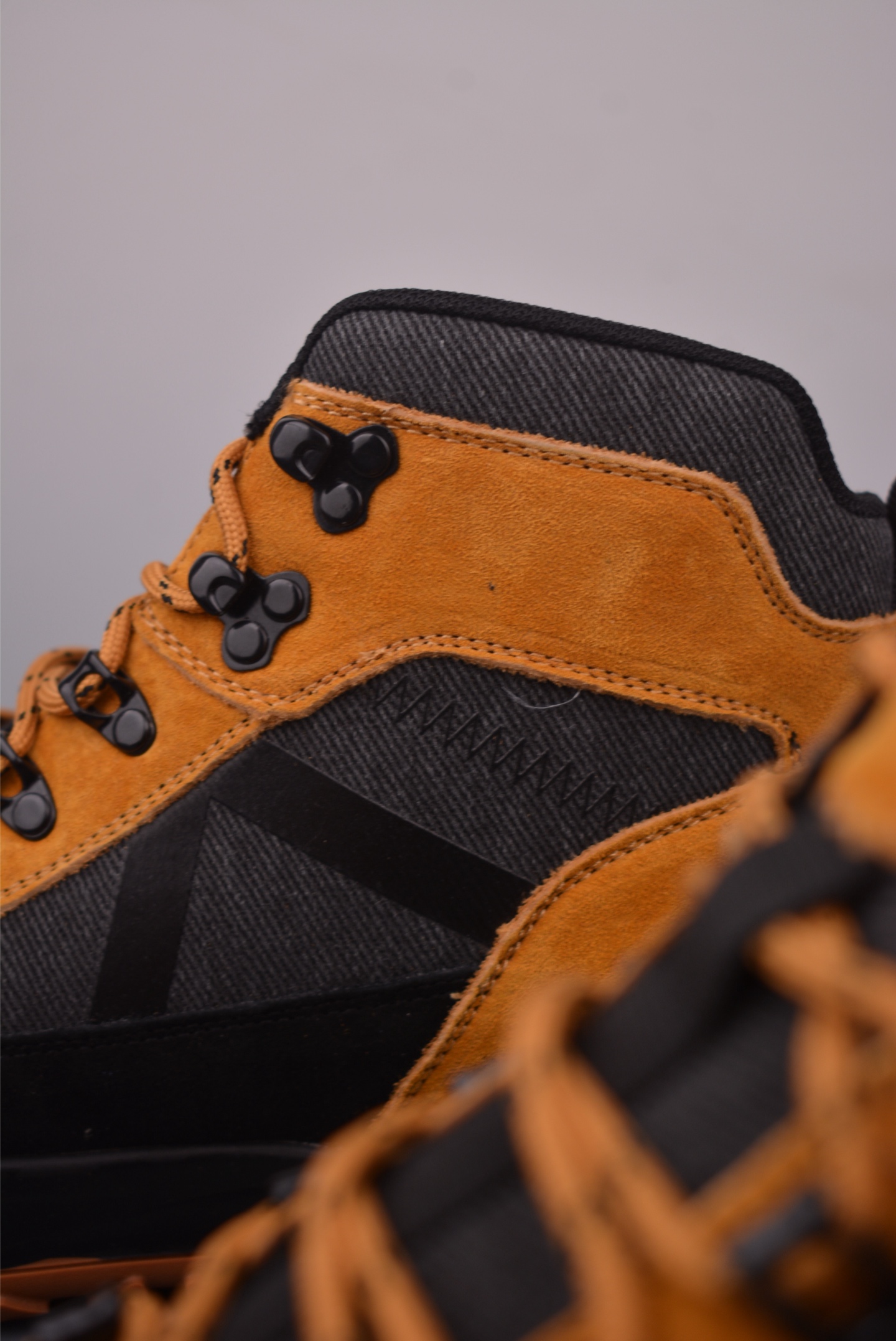 Timberland Men's Outdoor High-Top Casual Martin Boots - Premium Leather 9 i1759269330891 5945 0 7