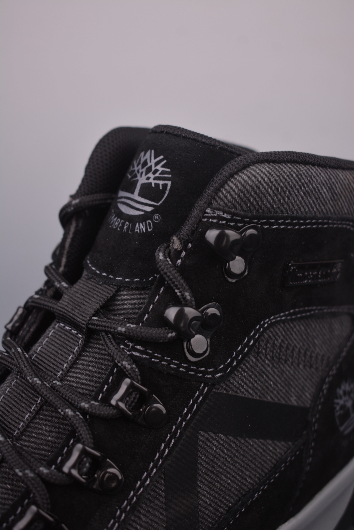 Timberland High-Top Outdoor Casual Martin Boots - Premium Leather, Durable Design 8 i1759269355114 246 0 6