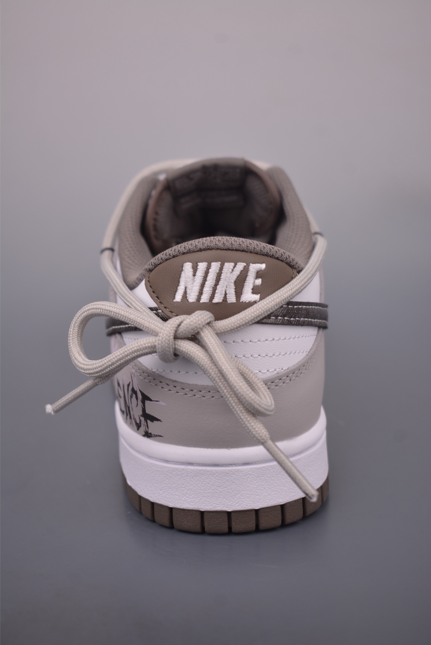 Nike SB Dunk Low "Just Do It" HF5441-111 Men's Skateboarding Shoes 5 i1759269457055 89 0 3