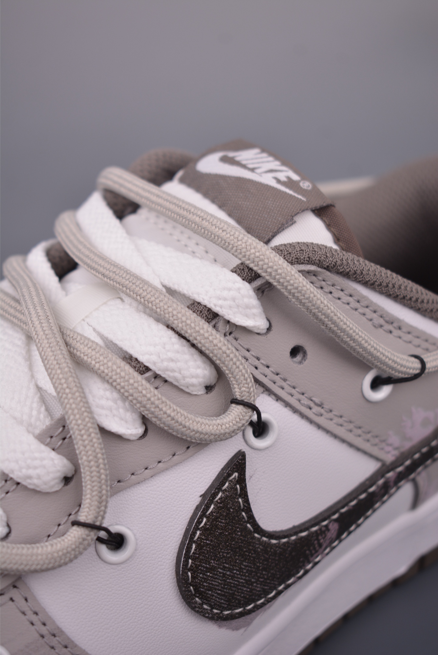 Nike SB Dunk Low "Just Do It" HF5441-111 Men's Skateboarding Shoes 8 i1759269457062 1112 0 6