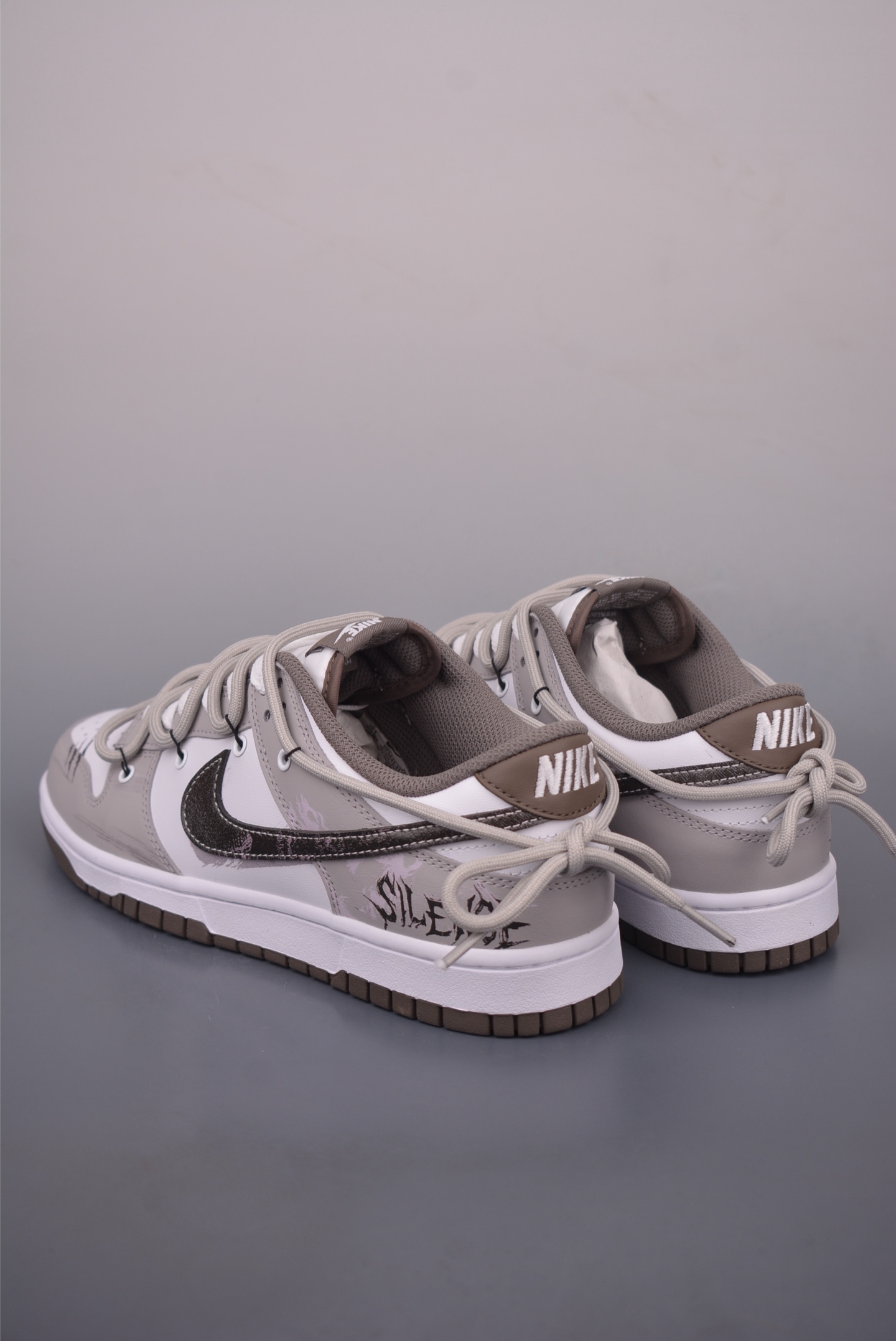 Nike SB Dunk Low "Just Do It" HF5441-111 Men's Skateboarding Shoes 3 i1759269458990 6923 0 1