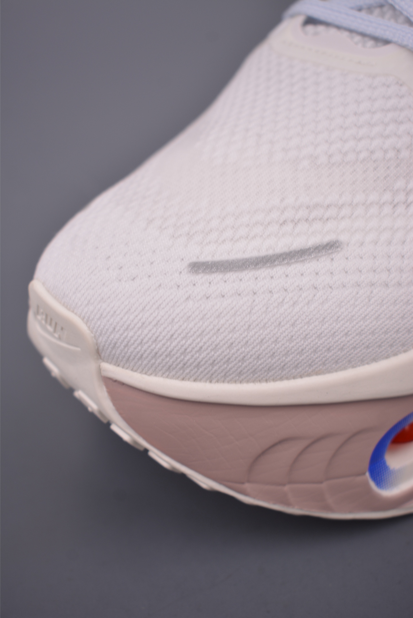 Nike Vomero Premium Air Cushion Running Shoes - Comfortable, Stylish, and Durable 6 i1759269675592 6554 0 5