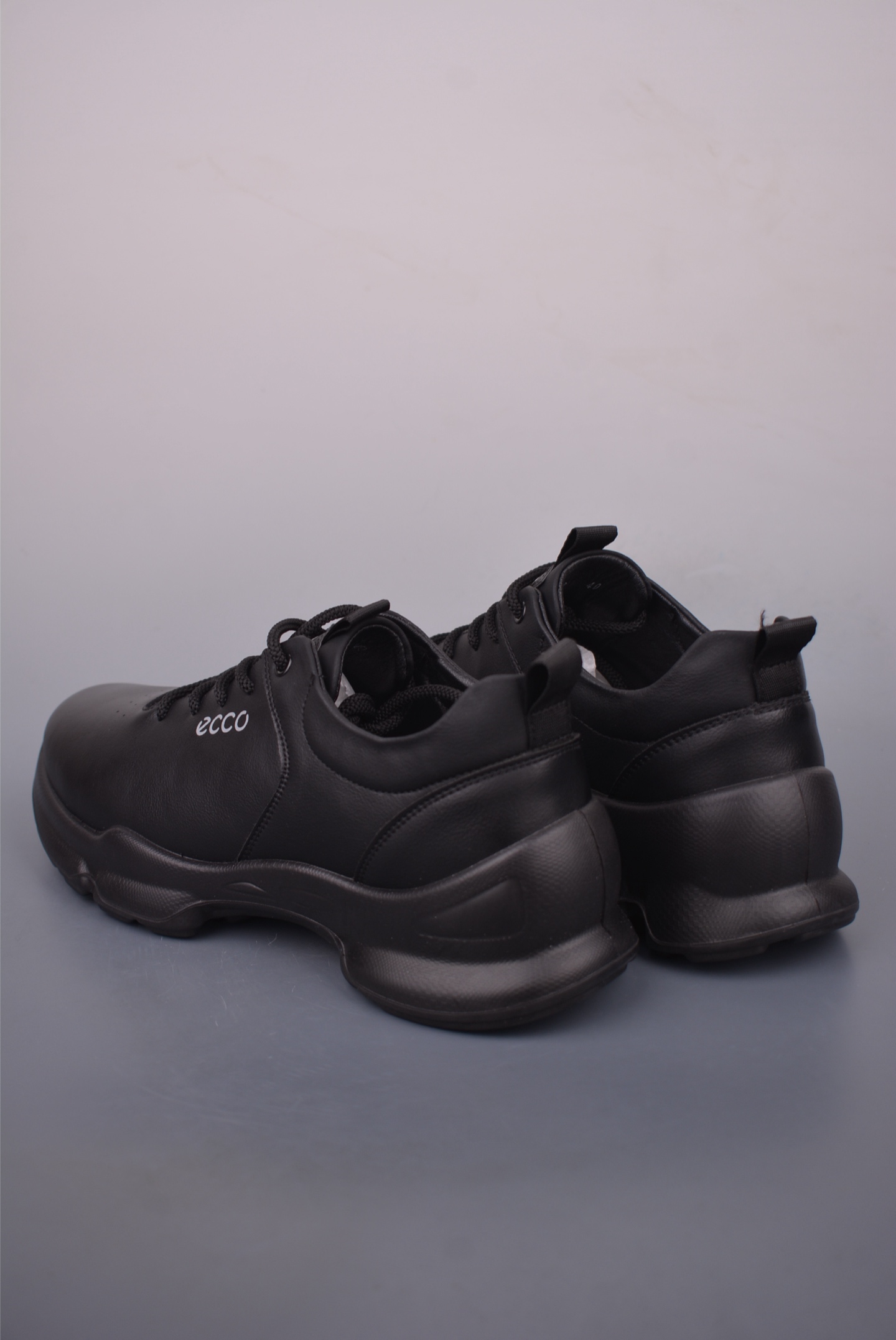 Ecco Men's 2025 Black Leather Sneakers Lightweight Street Style Shoes 3 i1759269973922 4702 0 1