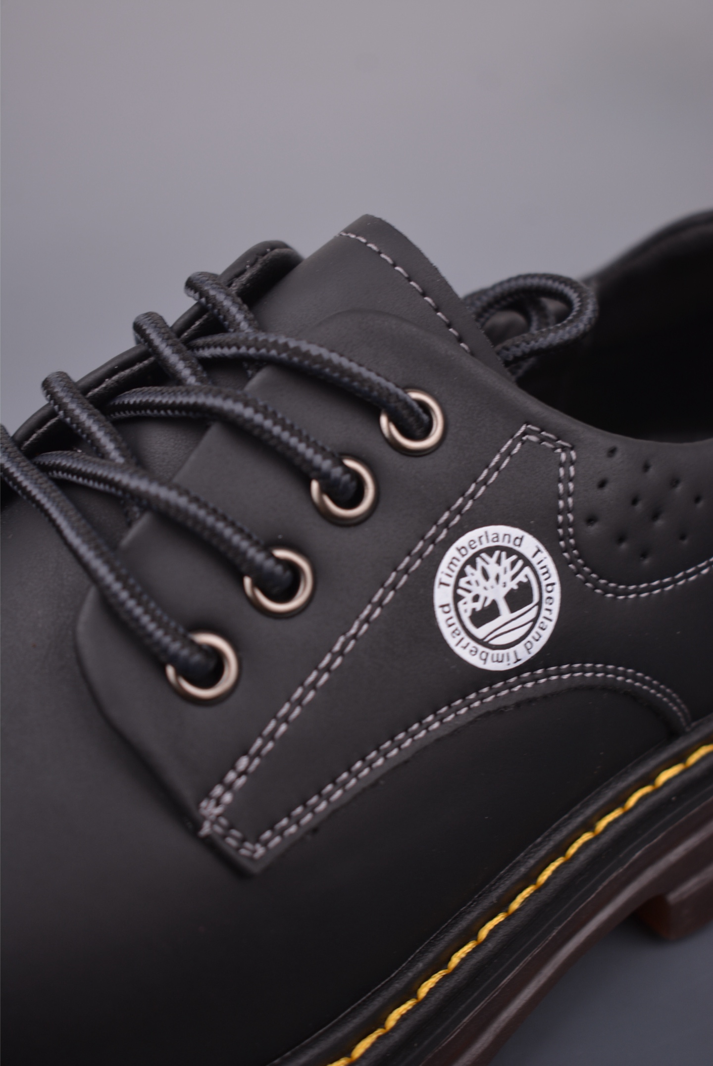 Timberland 23ss Classic Mid-Top Leather Shoes, Durable and Stylish 7 i1759270089085 6062 0 6