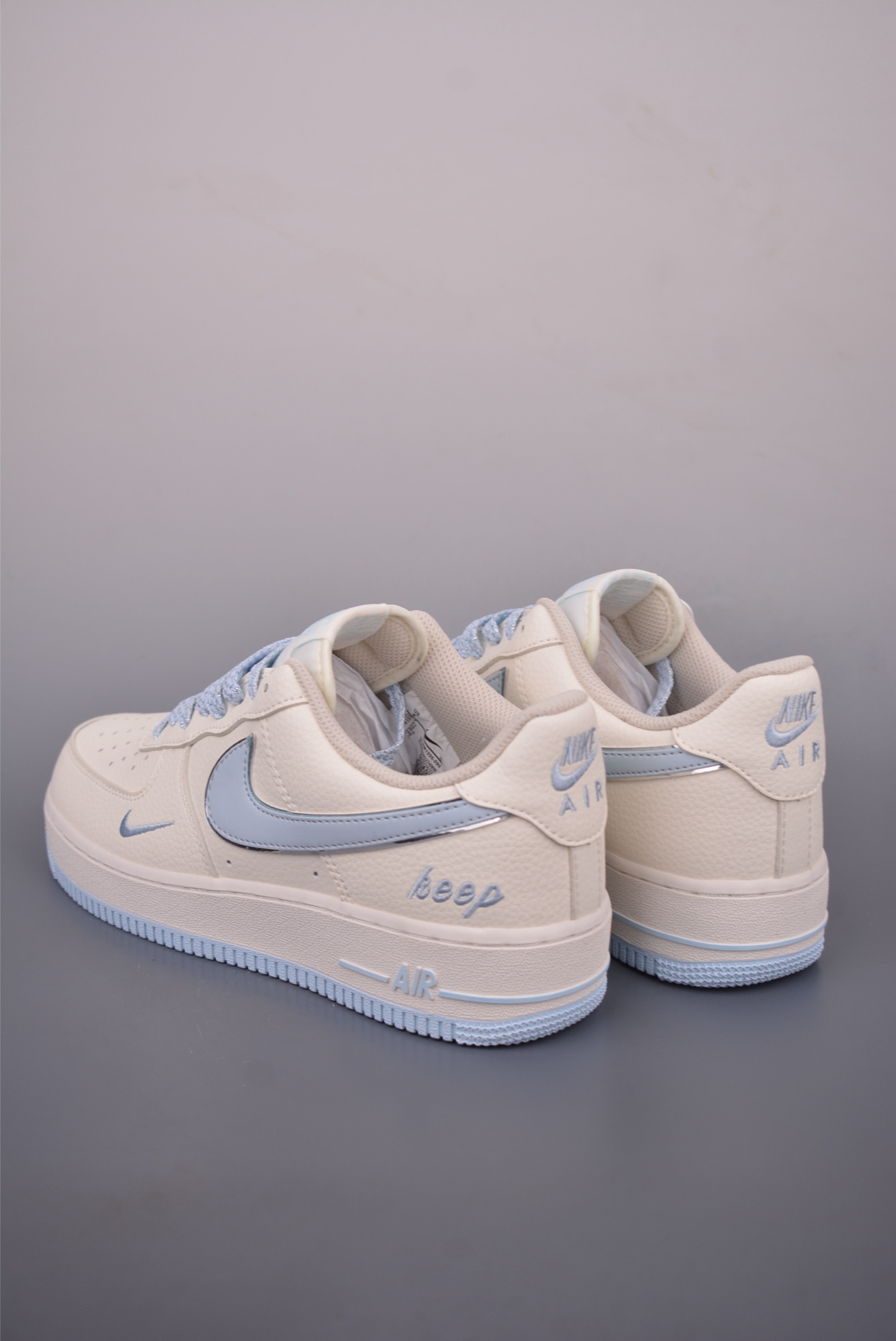 Nike Air Force 1 Low: Classic Style, Modern Comfort - Available Now! 2 i1759270351432 6162 0 1
