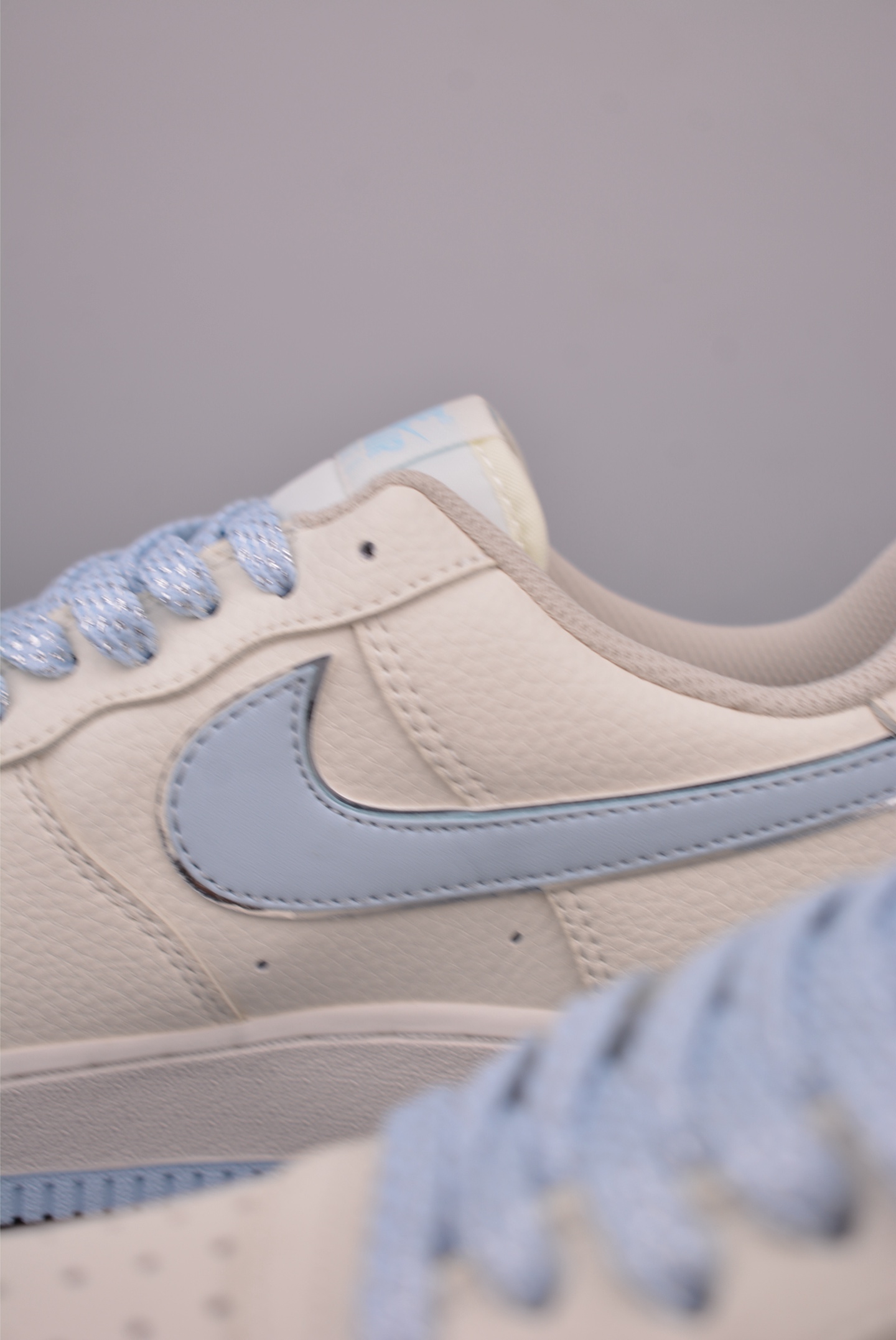 Nike Air Force 1 Low: Classic Style, Modern Comfort - Available Now! 8 i1759270351469 794 0 7