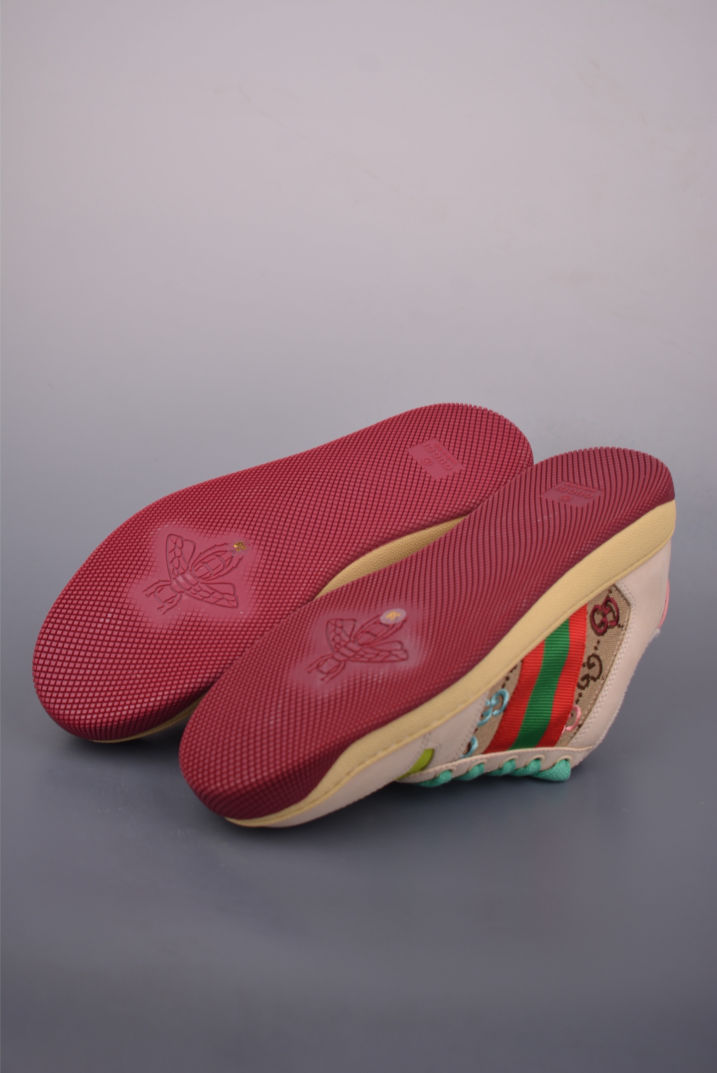 Gucci Screener Leather Sneakers - Distressed Design & Iconic Gucci Detailing 3 i1759282062074 3123 0 2
