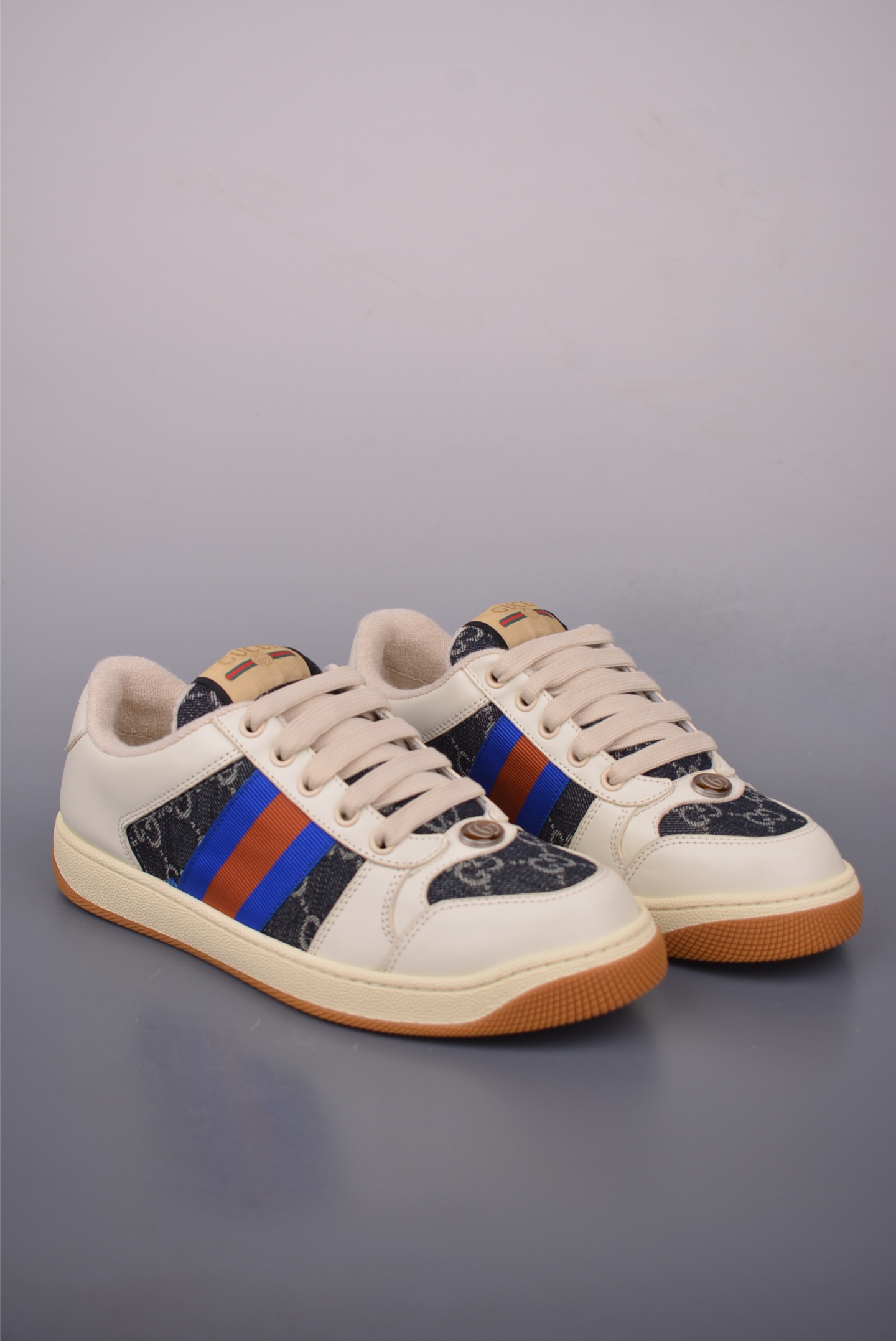 Gucci Screener Sneaker Dirty Effect Leather and Fabric GG 2936