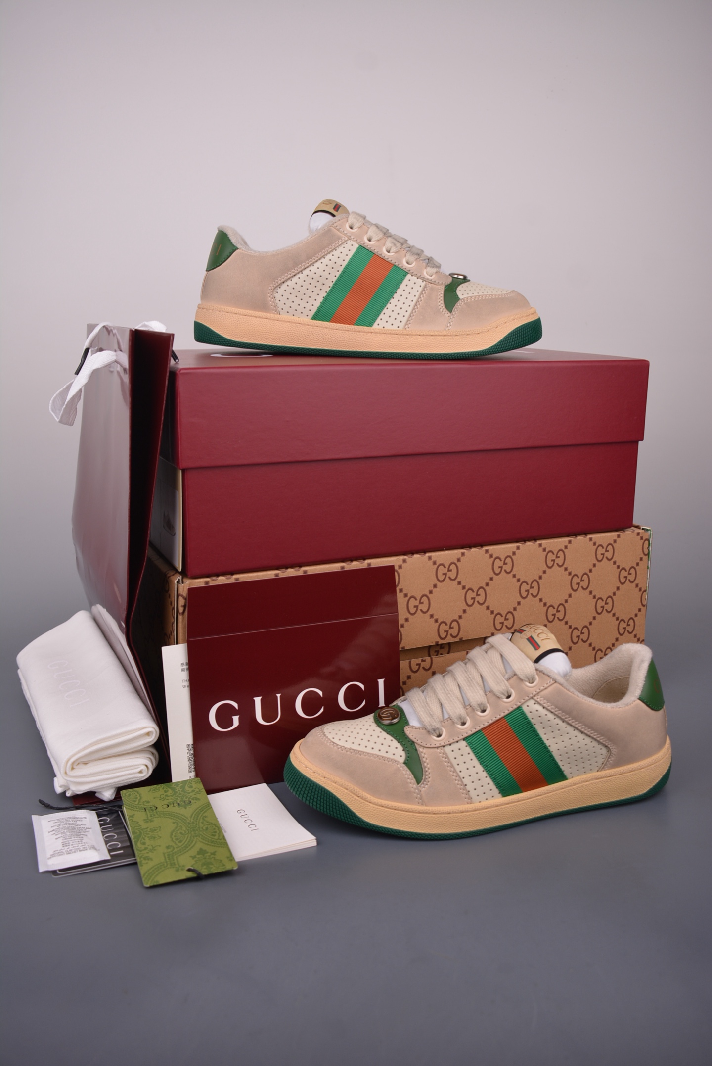 Gucci Screener Leather Sneakers for Women, Vintage Style, Beige and Green 6 i1759282465571 5592 0 4