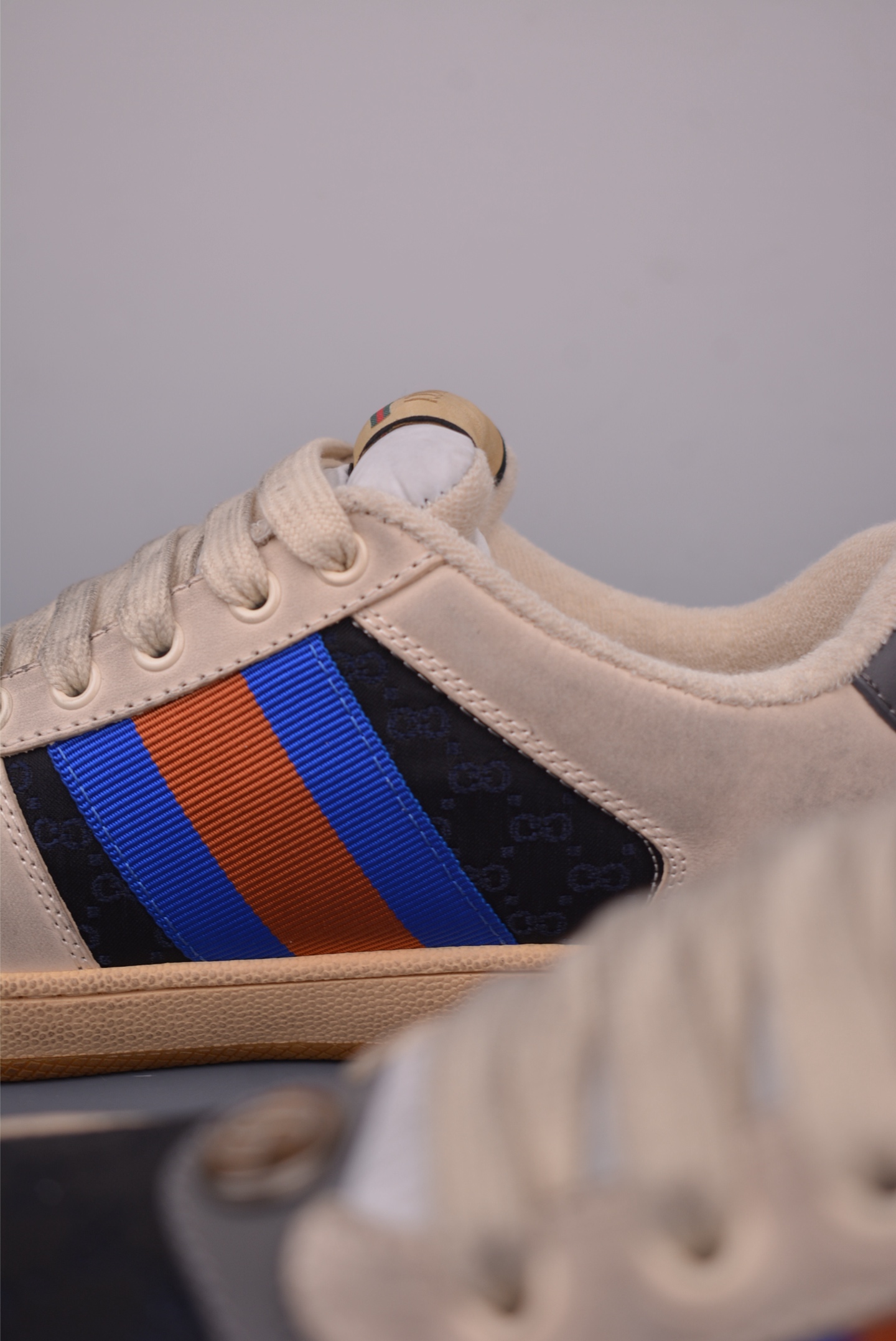 Gucci Screener Leather Sneaker with Enamel Double G - Distressed Finish 9 i1759283032008 2406 0 7