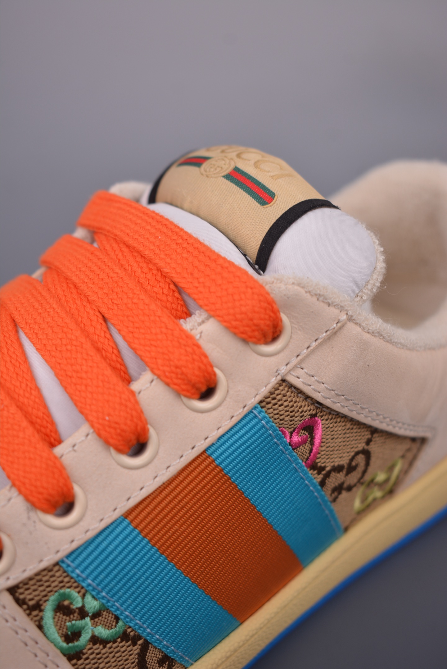 Gucci Screener Sneaker: Distressed Leather, Iconic Design, and Comfort 8 i1759283089545 5177 0 6