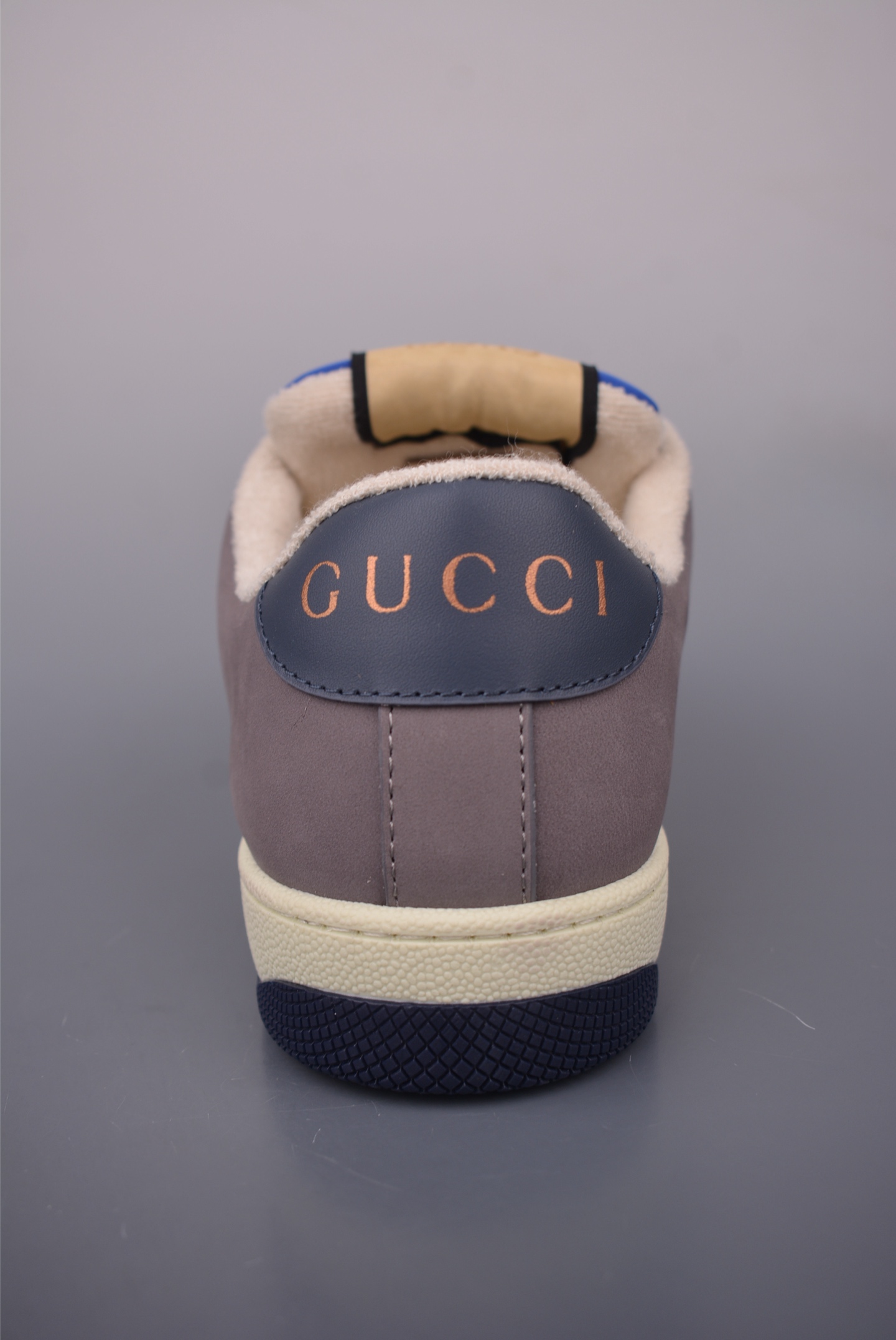 Gucci Screener Sneaker Dirty Effect Leather Low Top Lace-up Unisex Shoes 4 i1759283178878 1941 0 3