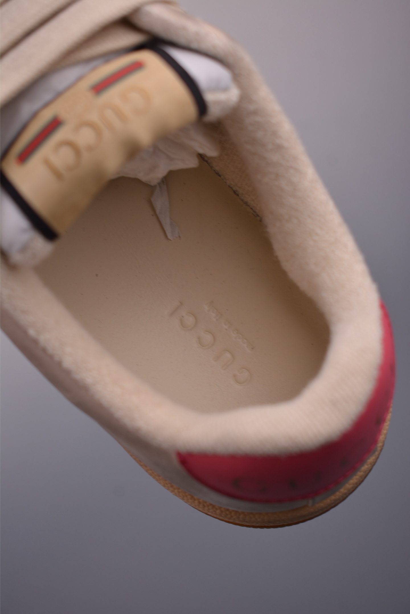 Gucci Screener Sneakers - Distressed Design & Premium Italian Leather 9 i1759283265182 1467 0 8