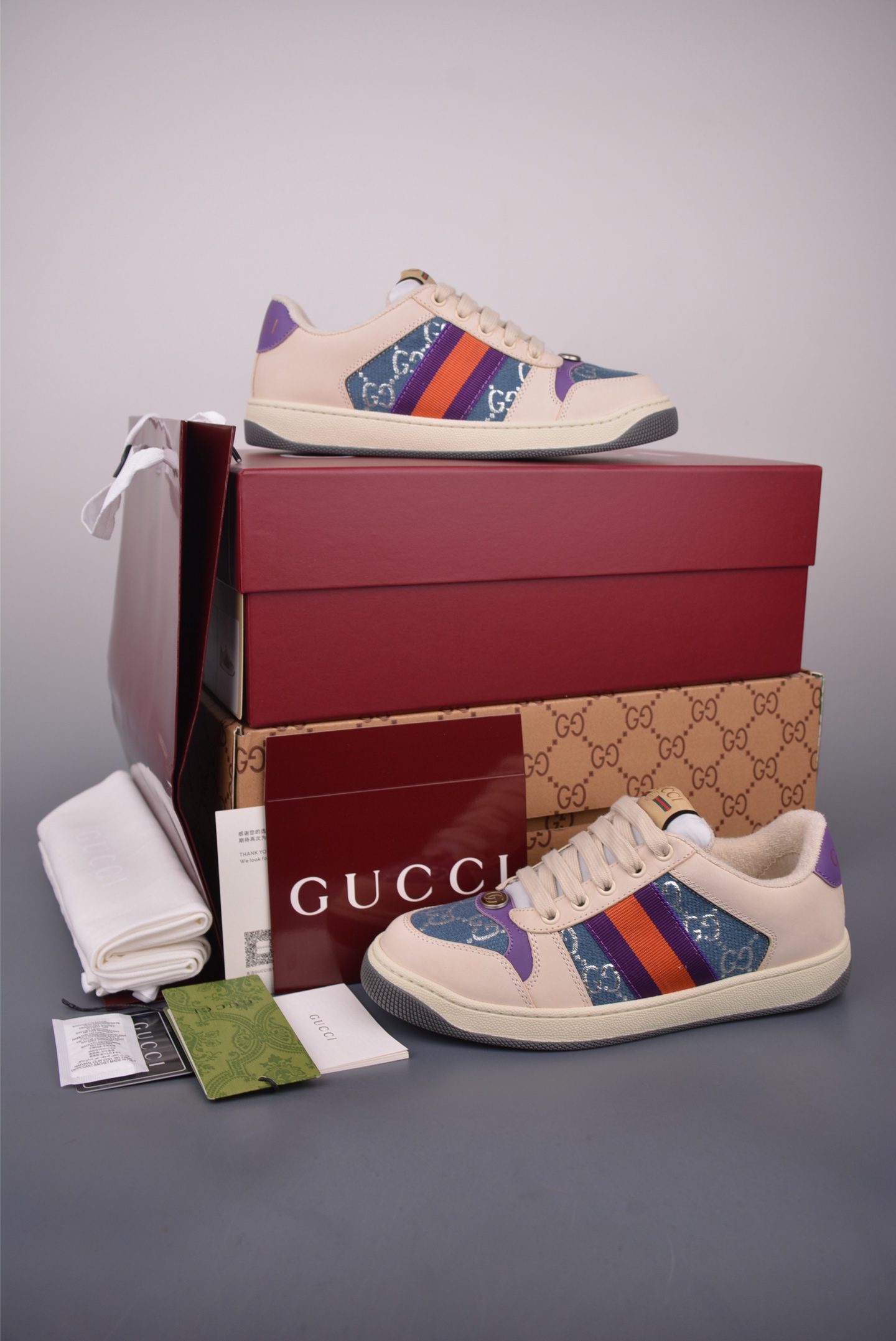 Gucci Screener Sneakers, Leather Trim, Iconic Striped Design, Fashion Forward Style 5 i1759283668302 5344 0 4