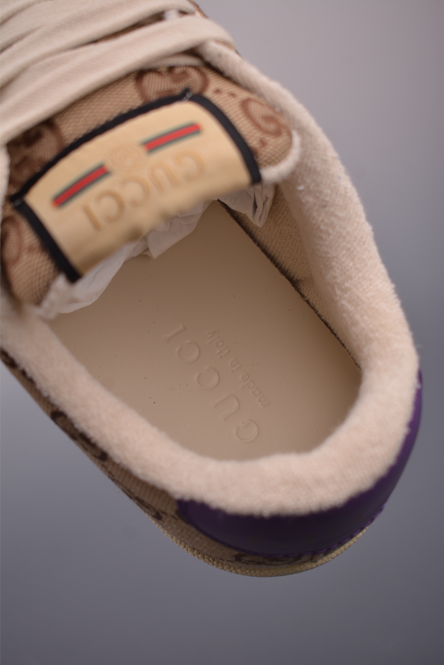 Gucci Screener Sneakers, Distressed Leather Trim with Vintage Inspired Design 10 i1759283845629 7773 0 8
