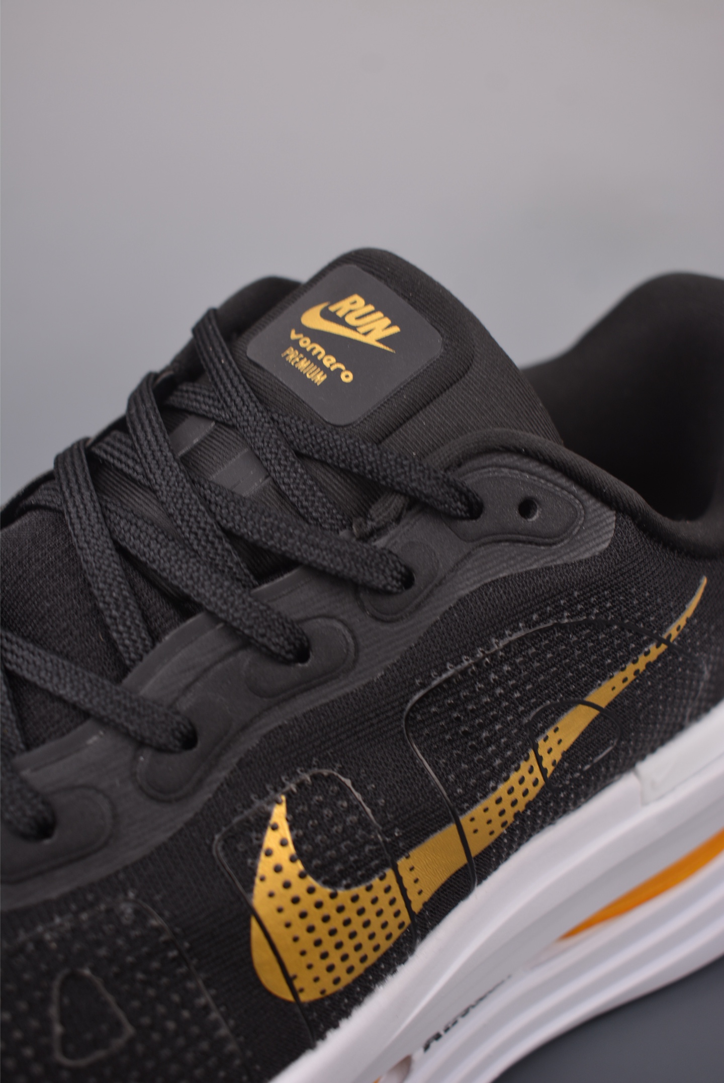 Nike Vomero Premium Air Cushion Running Shoes - Comfortable, Stylish, and Durable 7 i1759533951253 1018 0 6