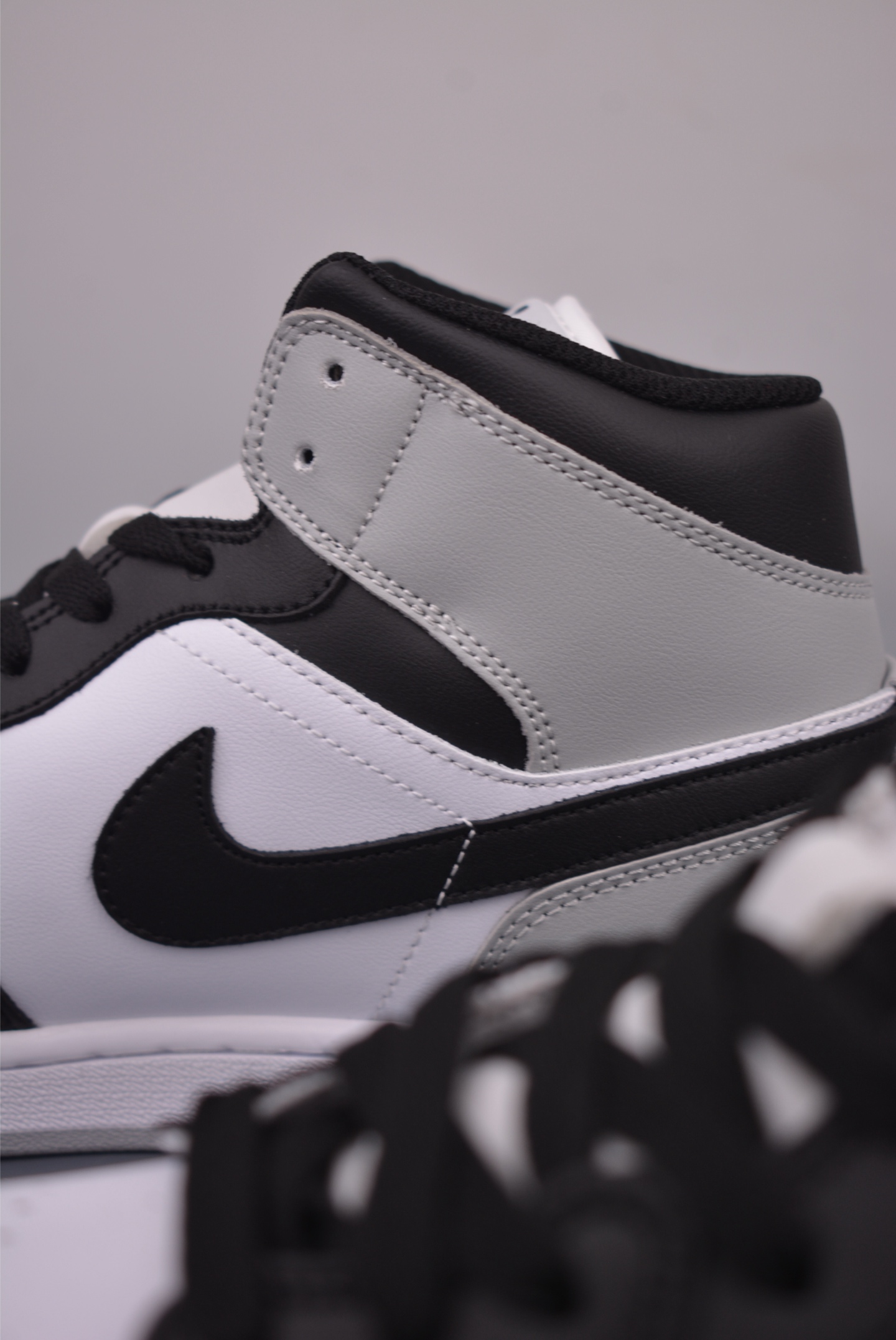 Air Jordan 1 Mid Black Grey, High-Quality Craftsmanship, Various Sizes 9 i1759534194222 782 0 7