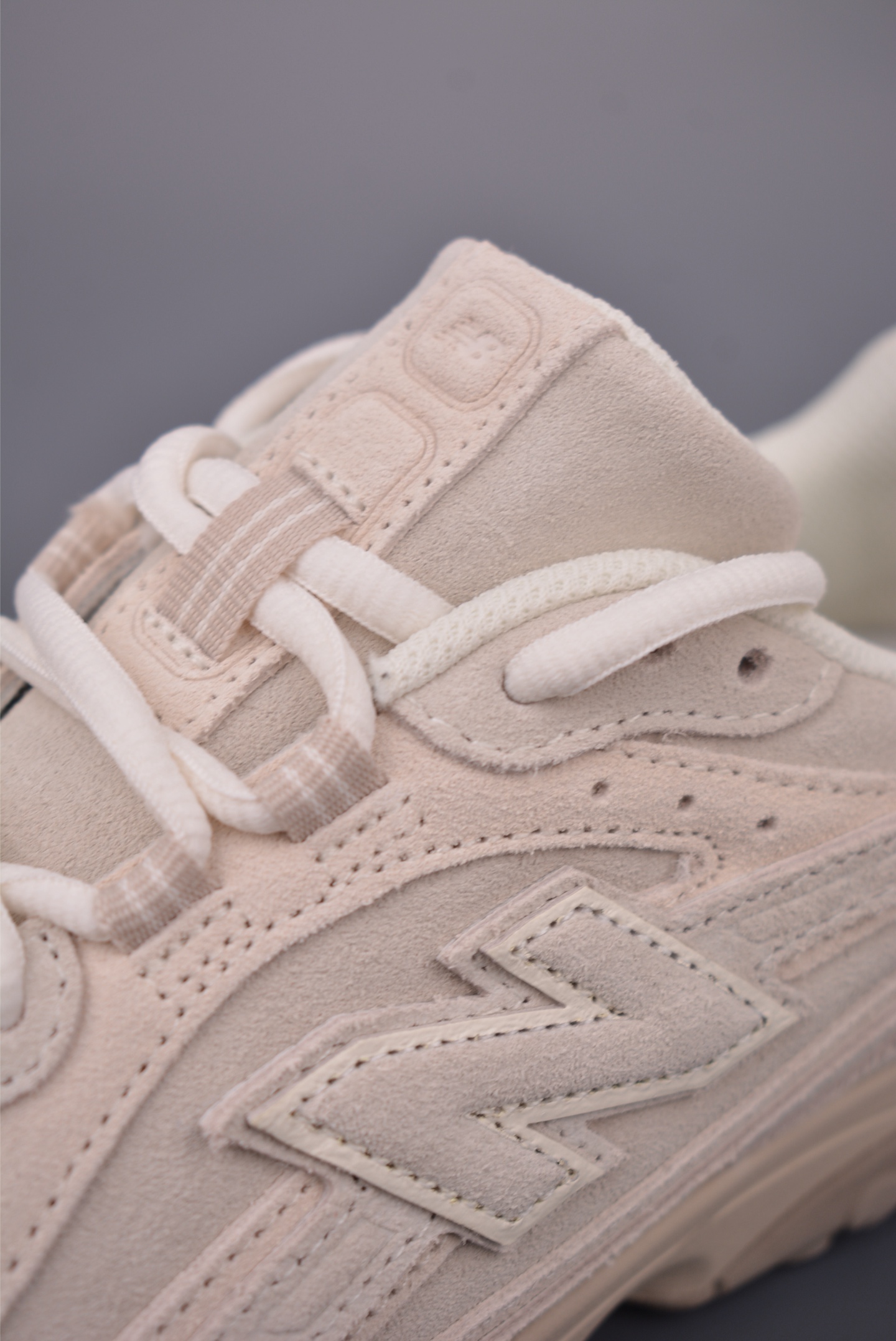 New Balance 204 Retro Casual Running Shoes - Comfortable and Stylish 7 i1759534400644 8605 0 6