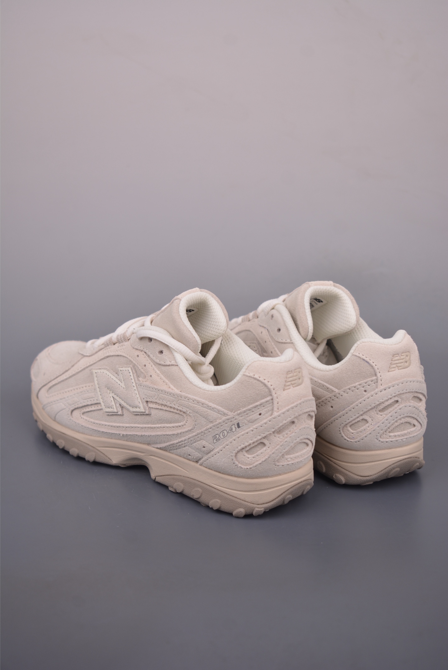 New Balance 204 Retro Casual Running Shoes - Comfortable and Stylish 2 i1759534402517 6356 0 1