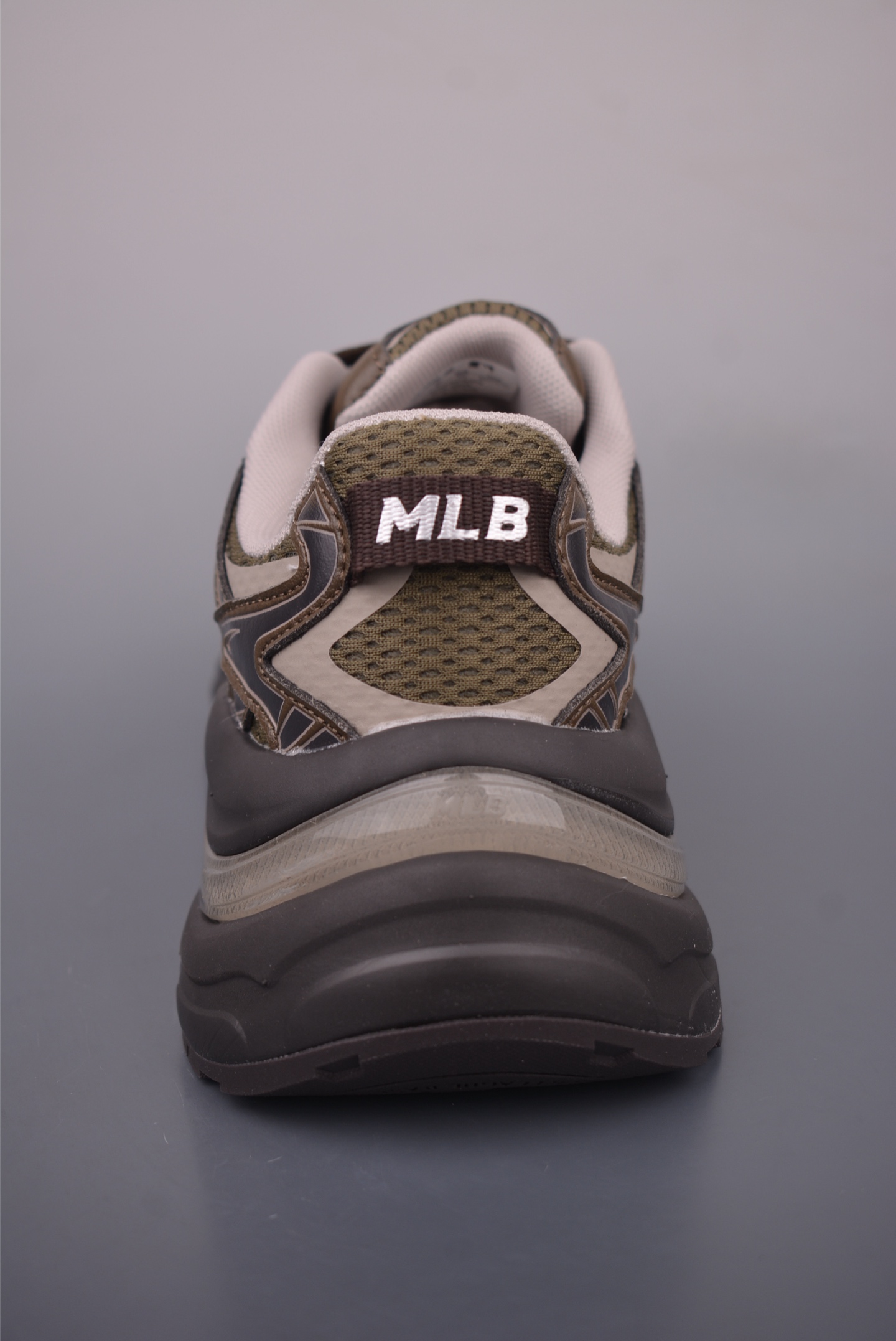 MLB Curve Runner Enamel New York Yankees Chunky Sneakers - Fashionable & Comfortable 4 i1759534462703 9817 0 3