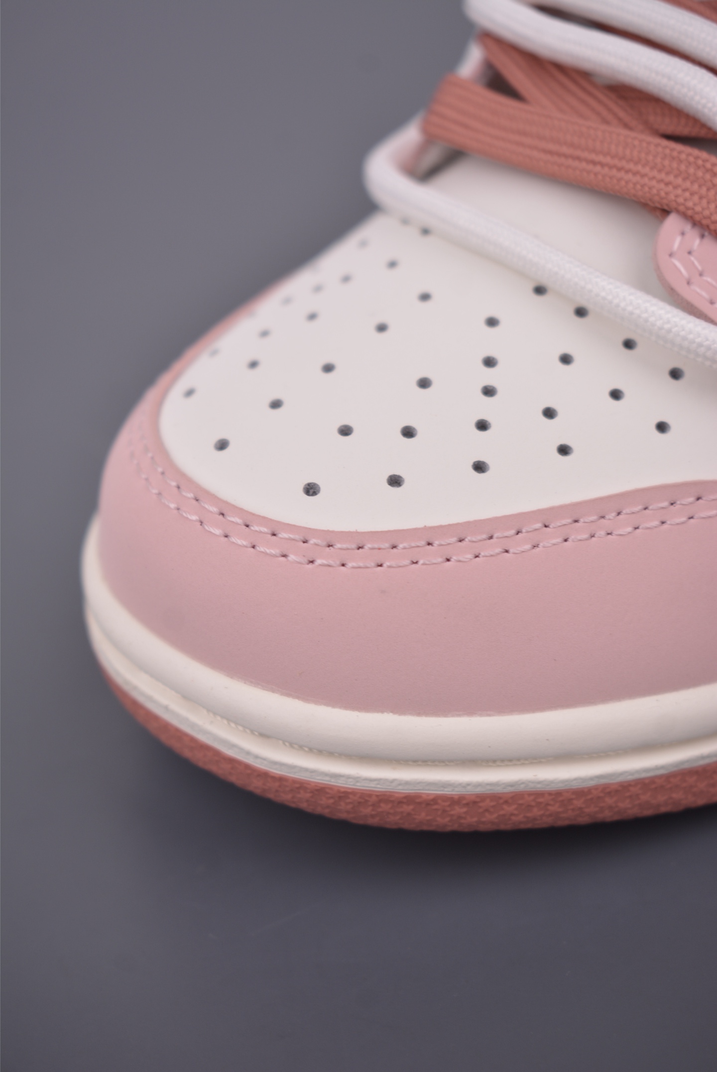 Nike SB Dunk Low "Just Do It" Pink & White Deconstructed Sneakers 7 i1759534552119 3740 0 5
