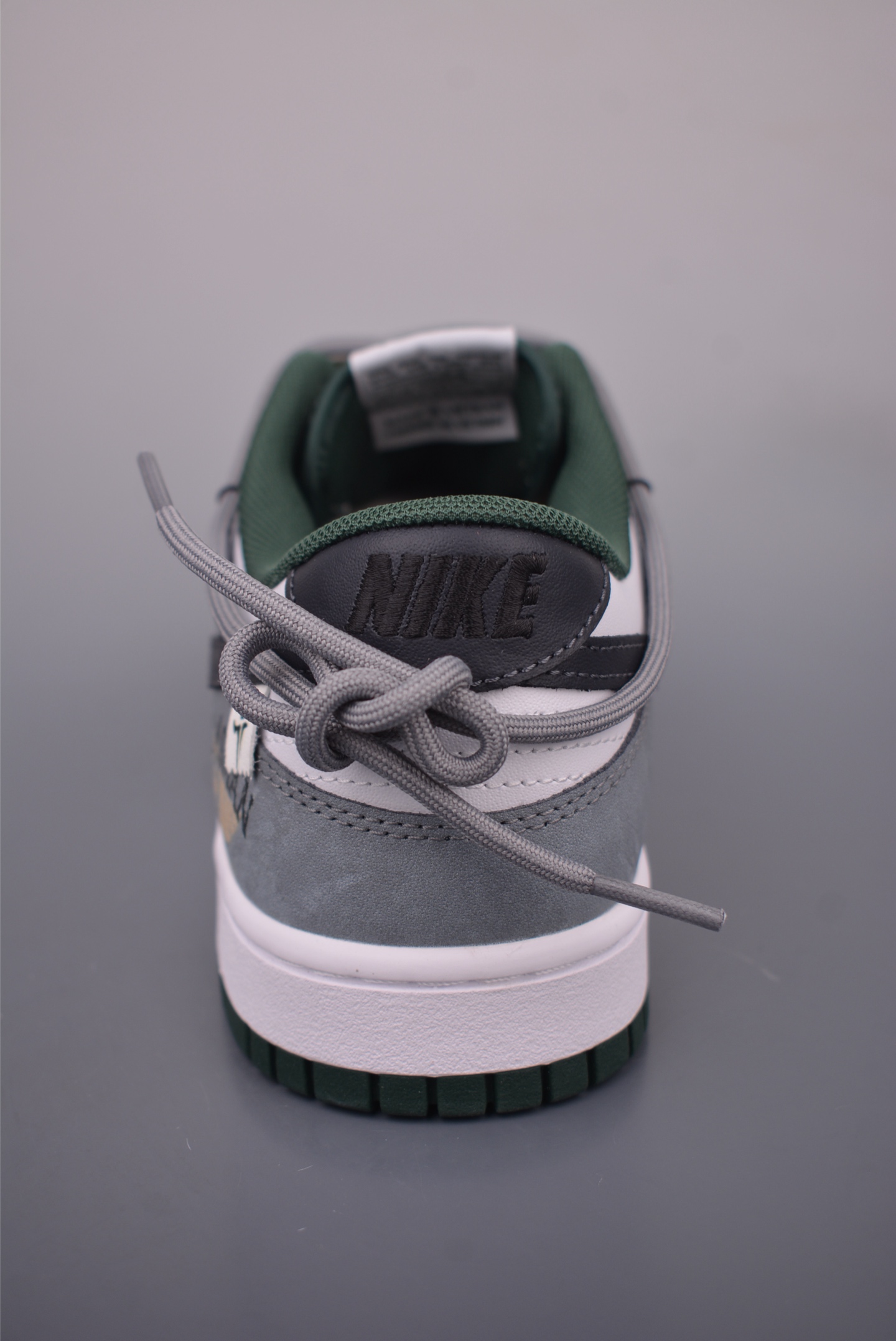 Nike SB Dunk Low "Just Do It" Sneakers - Premium Quality 5 i1759534593059 273 0 3