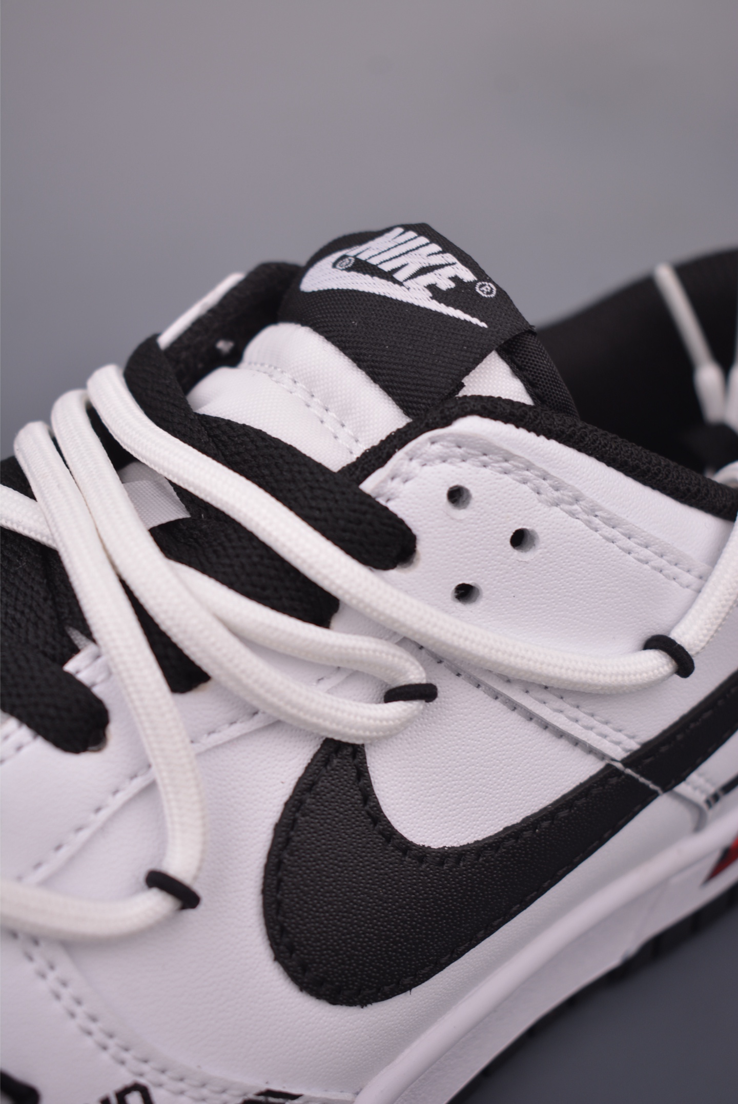 Nike SB Dunk Low Fujiwara Tofu Shop Collaboration Deconstructed Sneakers 7 i1759534682054 6820 0 6