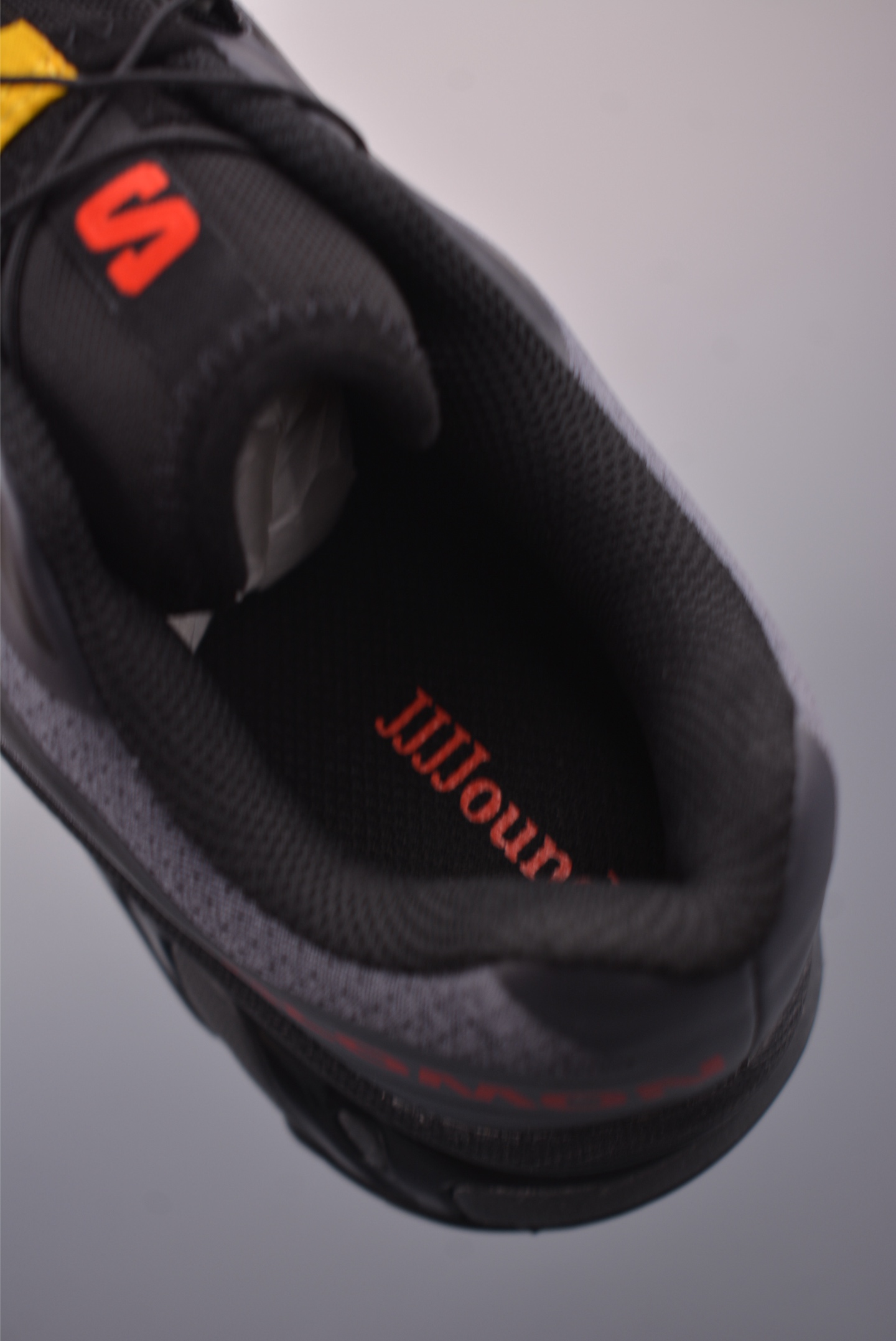 Salomon XT-6 Retro Outdoor Trail Running Shoes - Durable, Stylish & Functional 10 i1759534745413 4108 0 8