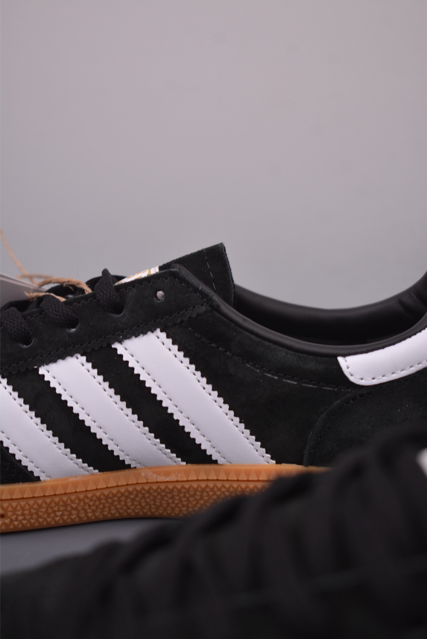 160 Adidas Handball Spezial 阿迪达斯经典款 复古休闲板鞋 JH8843