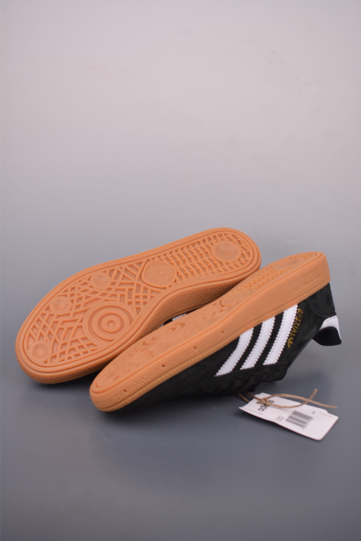 160 Adidas Handball Spezial 阿迪达斯经典款 复古休闲板鞋 JH8843