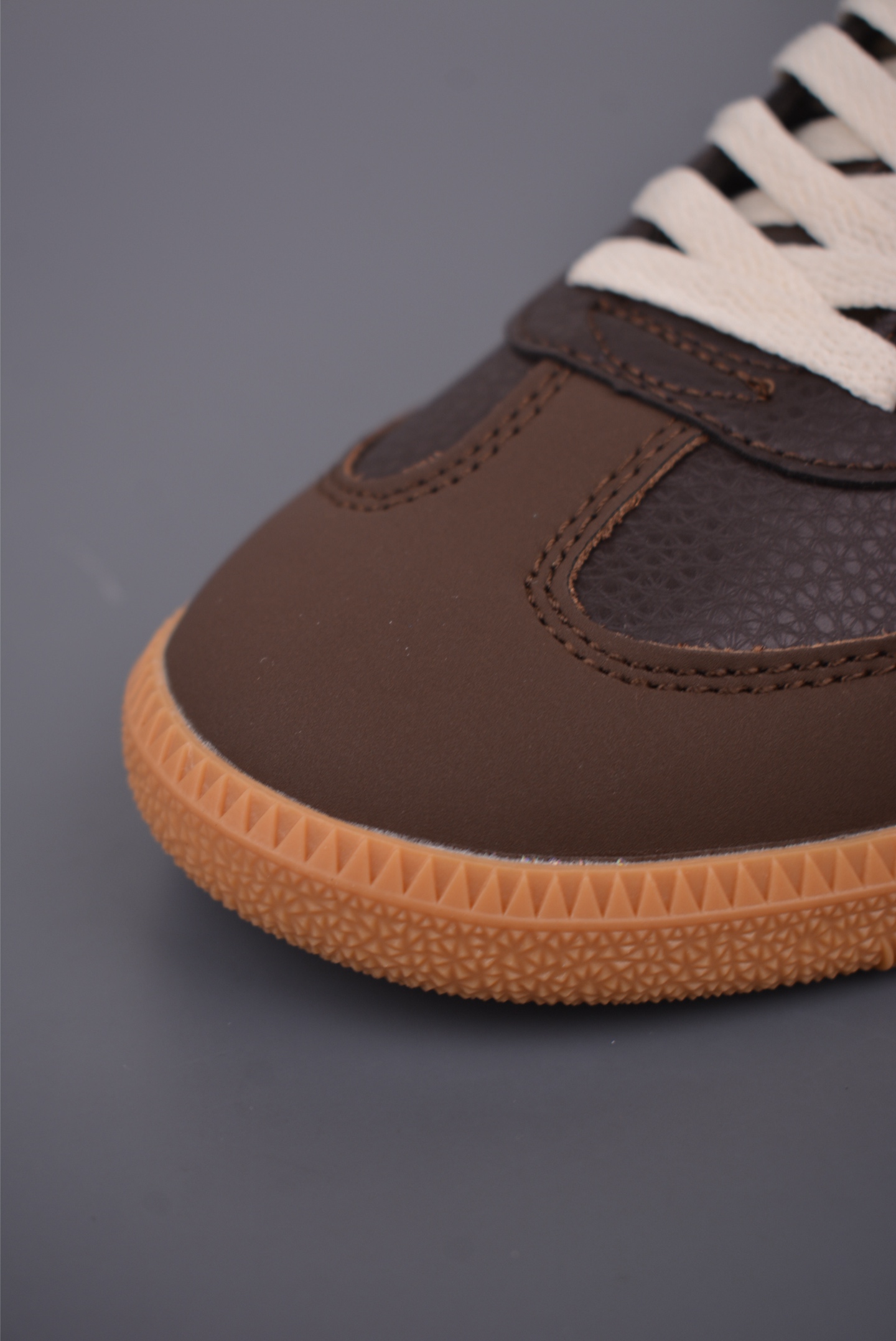 140 Adidas三叶草SAMBA W 休闲板鞋 JR0891