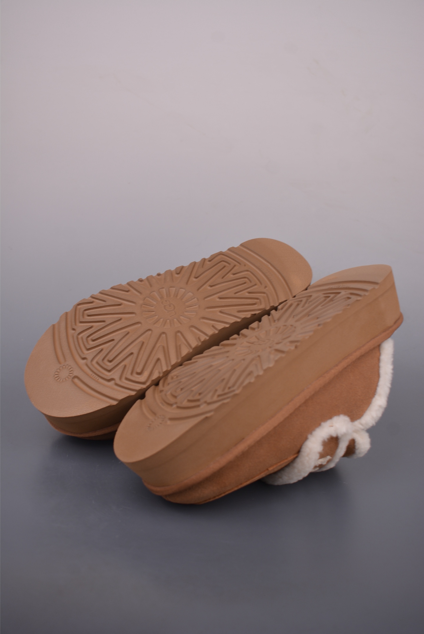 200 UGG 小胖丁系列加厚款 穆勒风包头5CM半拖鞋 民族风秋冬雪地靴 9241