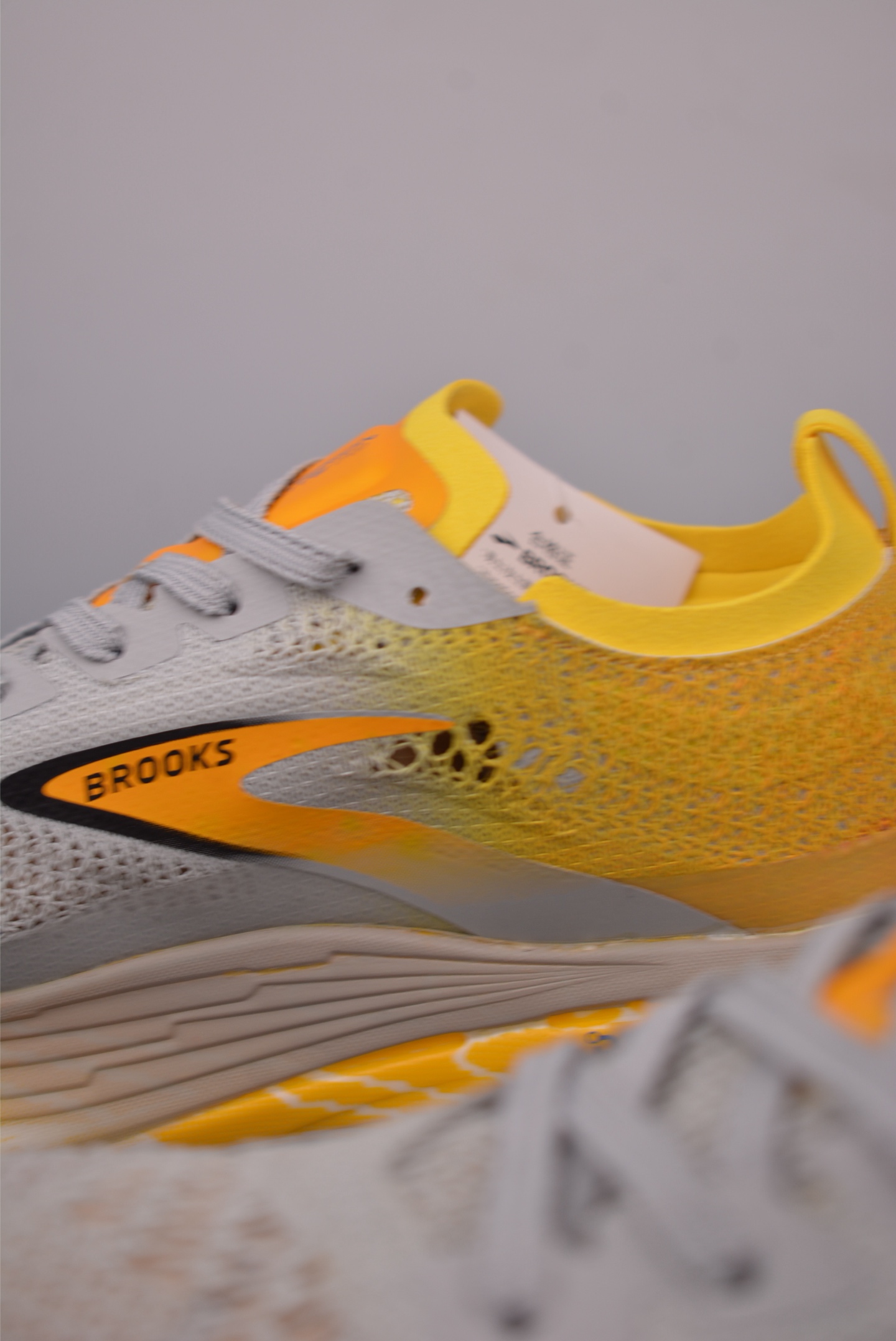 Brooks Hyperion Elite 4 Running Shoes - Lightweight, Breathable, and Cushioned 9 i1759621693334 2080 0 7