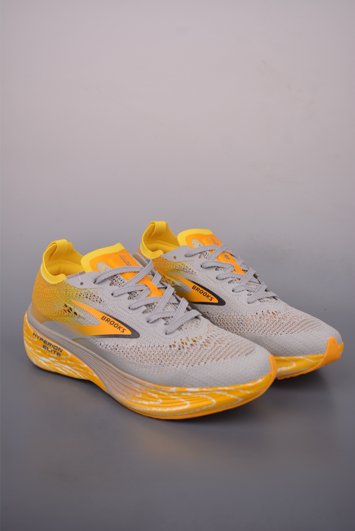 Brooks Hyperion Elite 4 Running Shoes - Lightweight, Breathable, and Cushioned 2 i1759621693356 3857 0 0