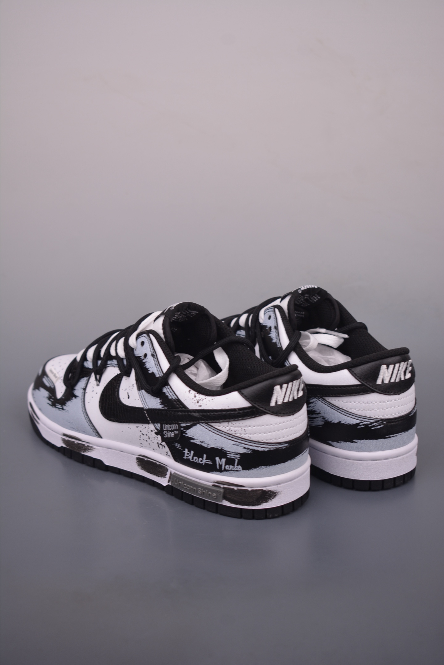 Nike SB Dunk Low Unicorn Shine Sneakers Deconstructed Lace-Up 2 i1759623192717 2695 0 1