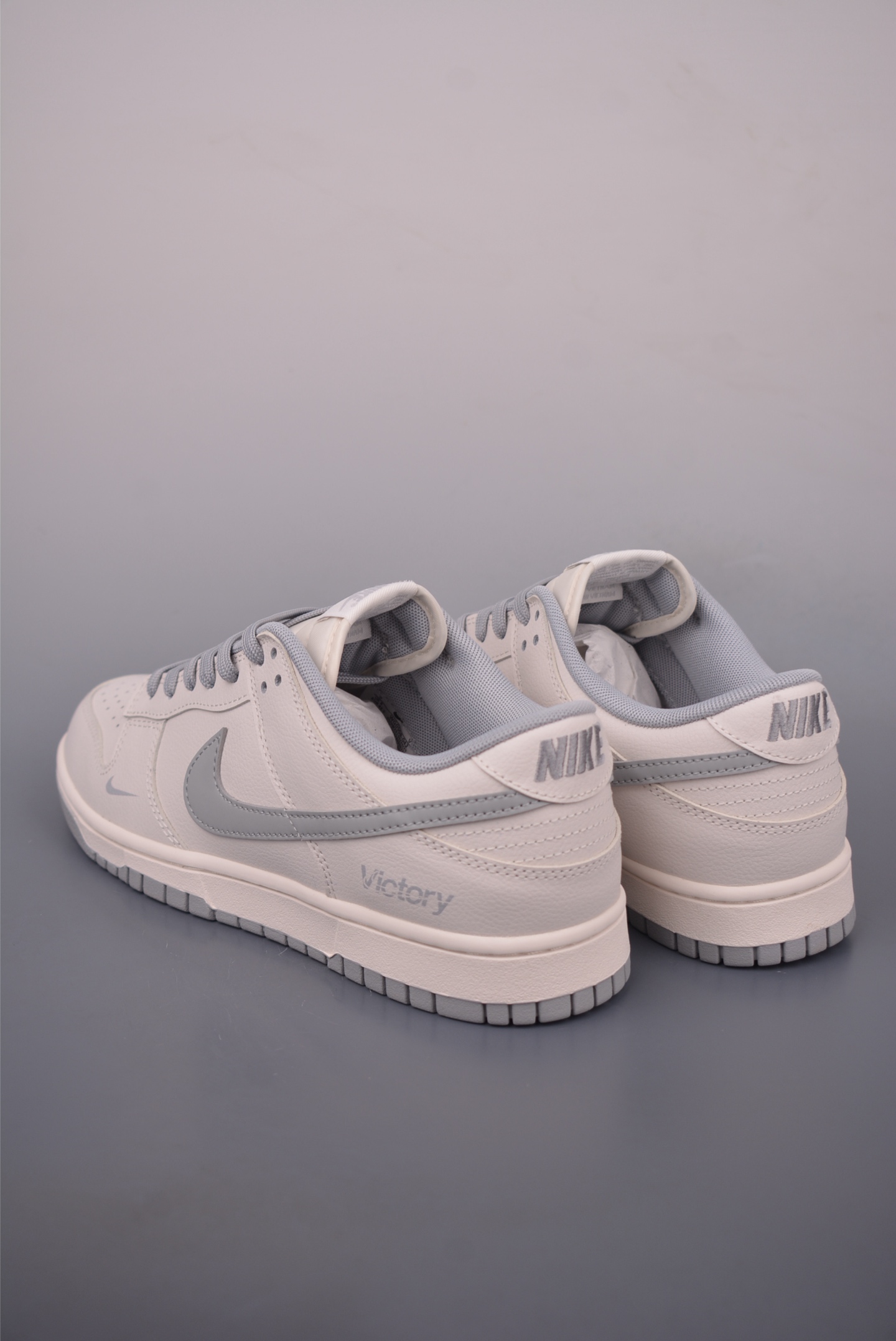 Nike SB Dunk Low Grey and White Premium Leather Sneakers - Size 40-46 3 i1759623235305 5243 0 1