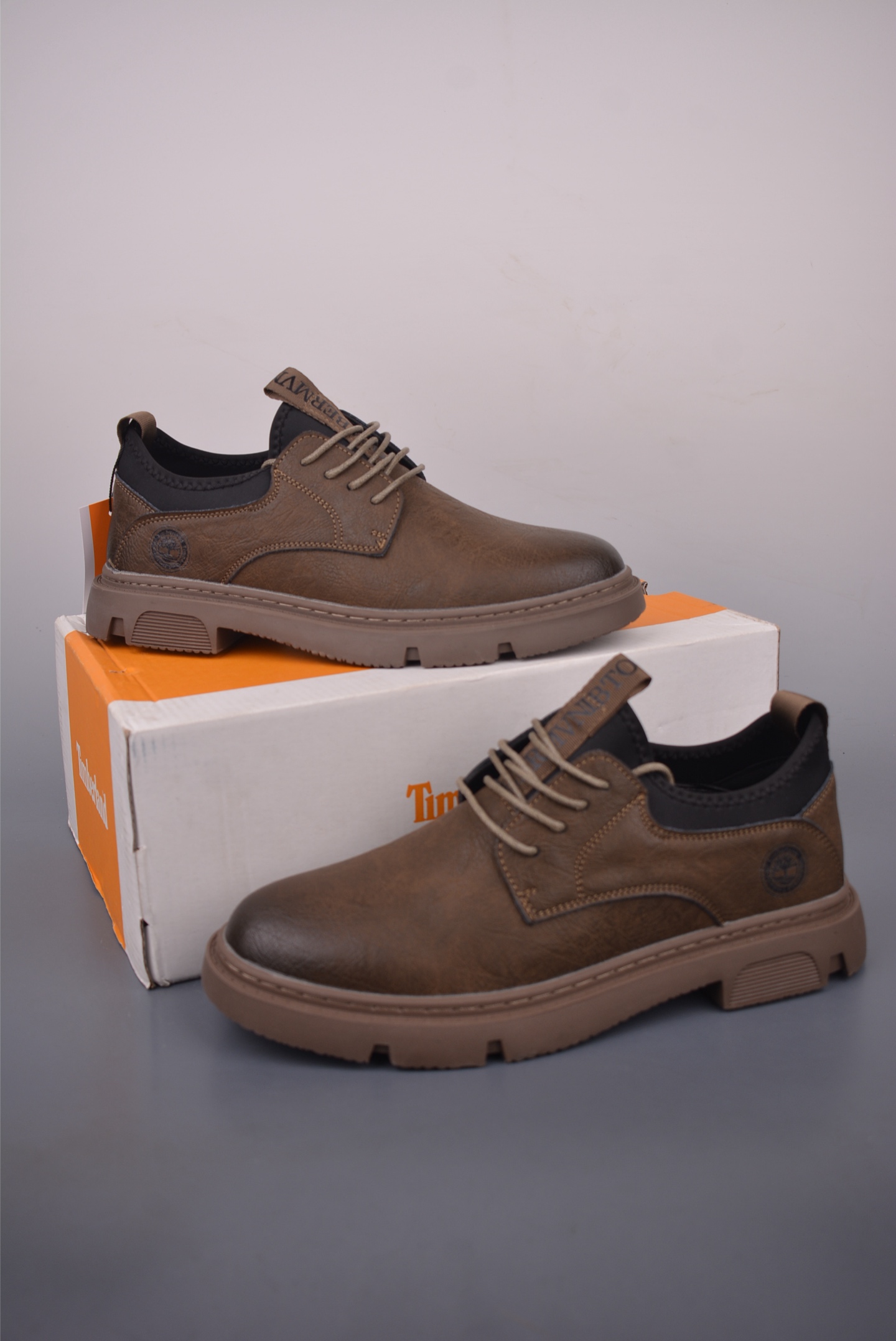 Timberland Classic Men's Leather Oxford Shoes - Durable & Comfortable 2 i1759624145066 3204 0 1