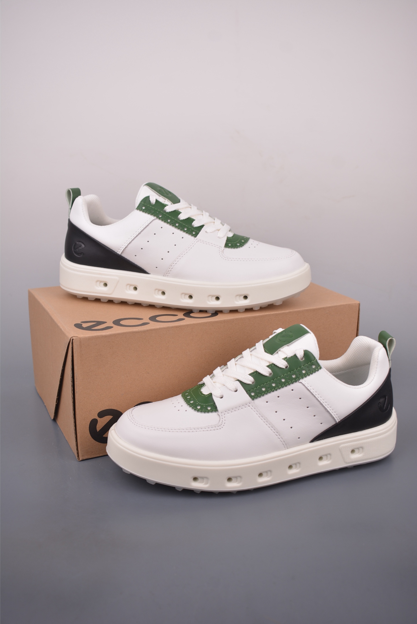 Ecco Men's Biom Lightweight Leather Sneakers - White & Green, Sizes 39-44 6 i1759624455632 6840 0 4