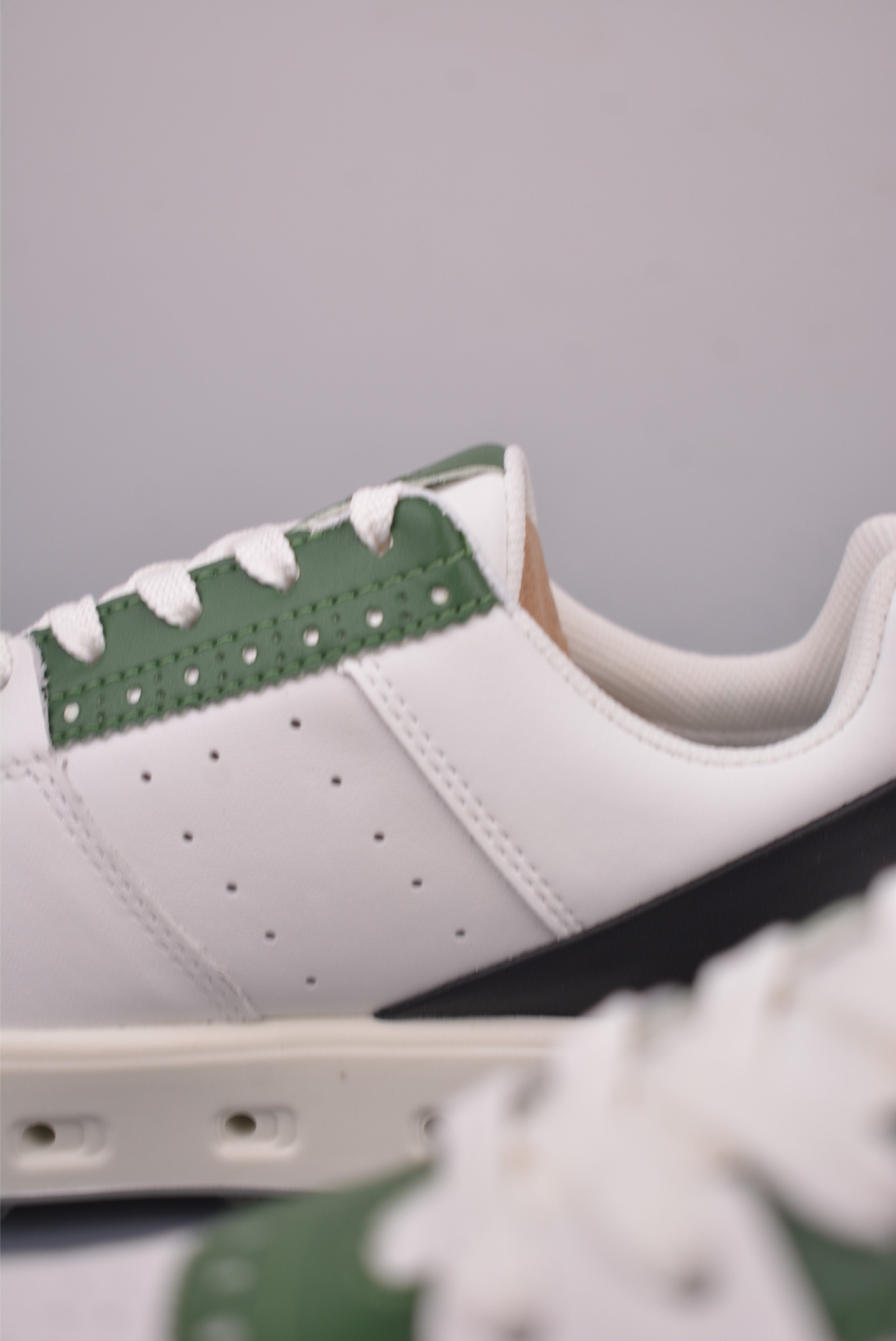 Ecco Men's Biom Lightweight Leather Sneakers - White & Green, Sizes 39-44 9 i1759624455652 3113 0 7