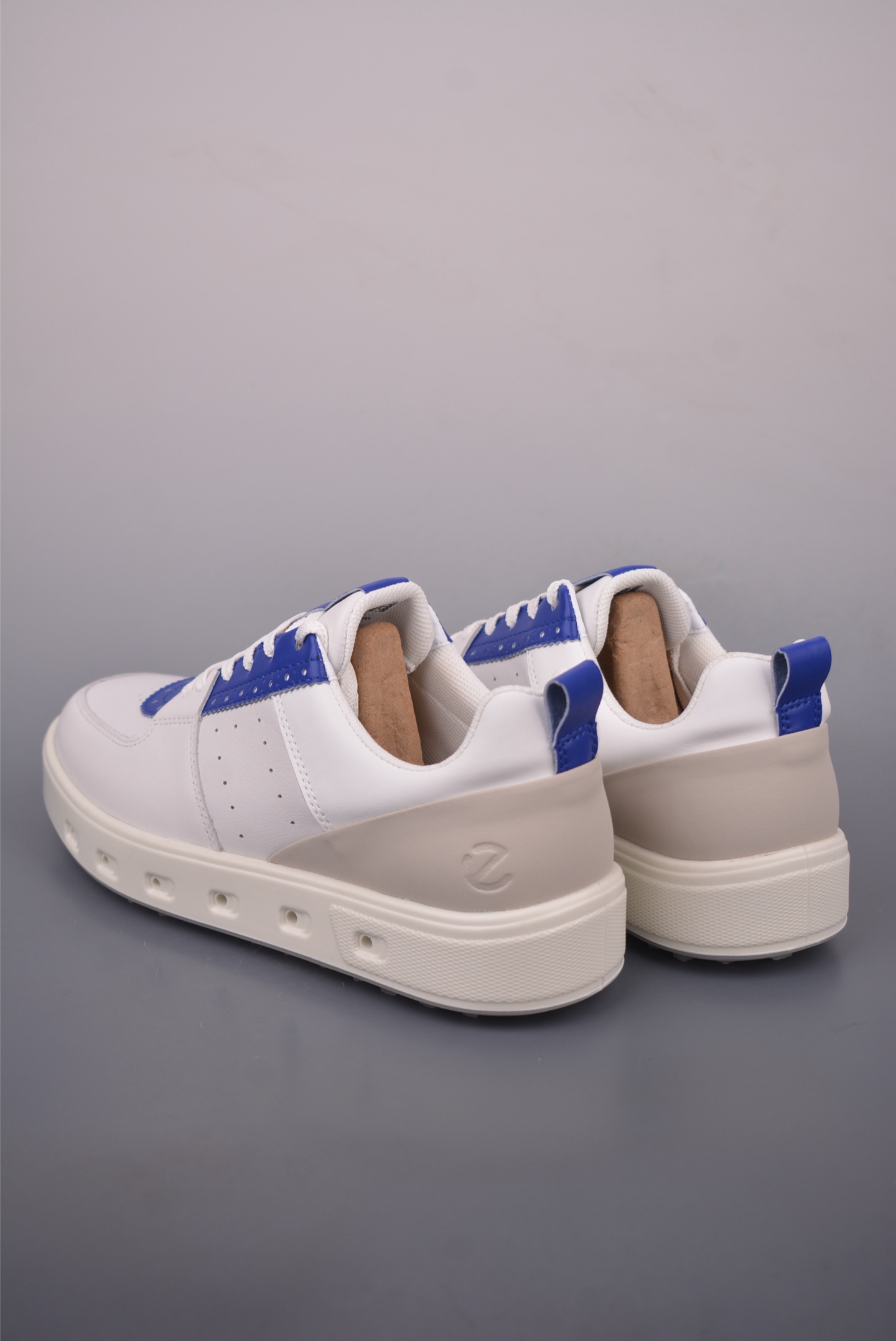 280 ECCO爱步老爹鞋男士夏季新款 全头层百搭潮流户外运动鞋 111734