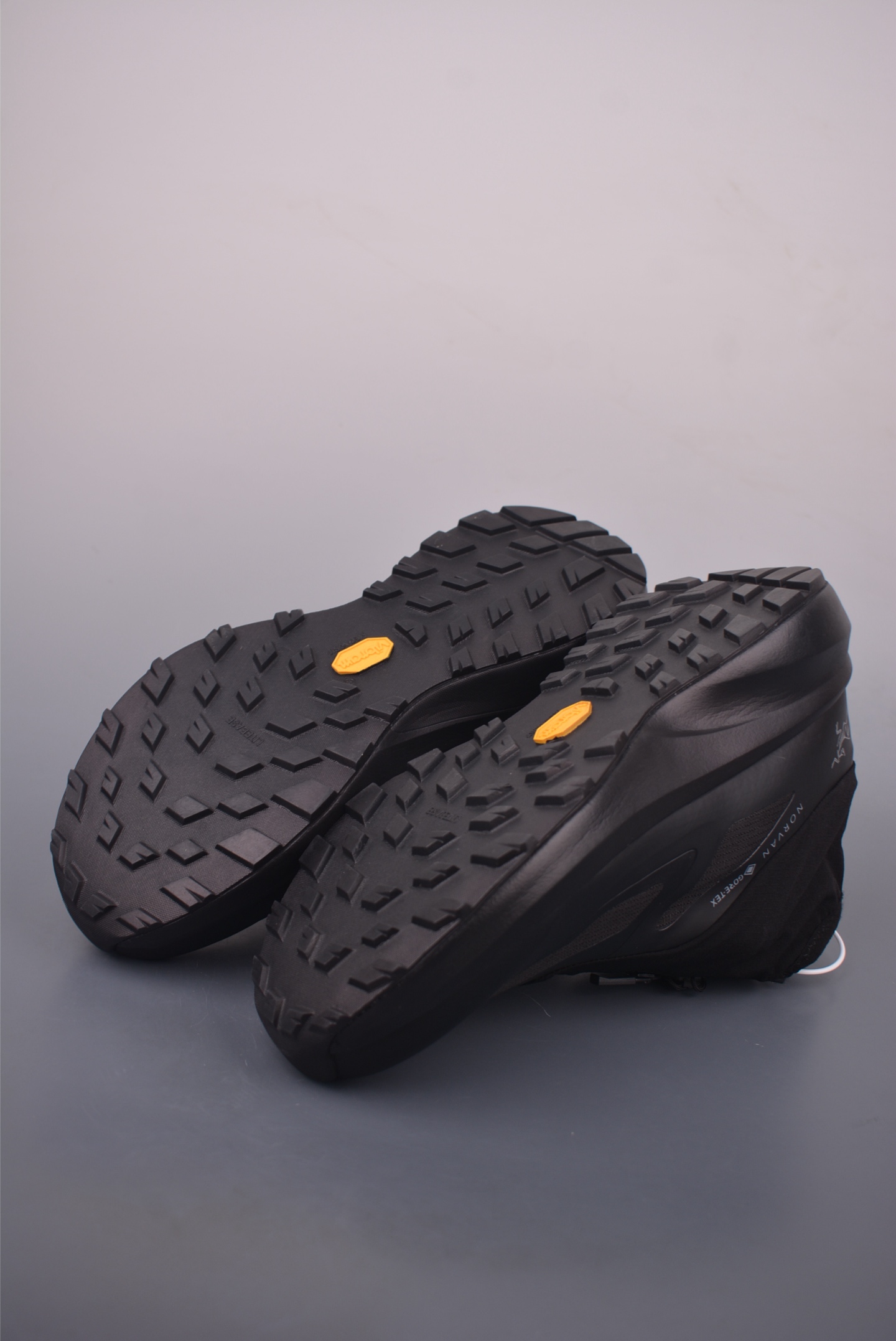 Arc'teryx Norvan Gore-Tex Trail Running Shoes - Breathable, Durable, and Lightweight 4 i1759624558159 420 0 2