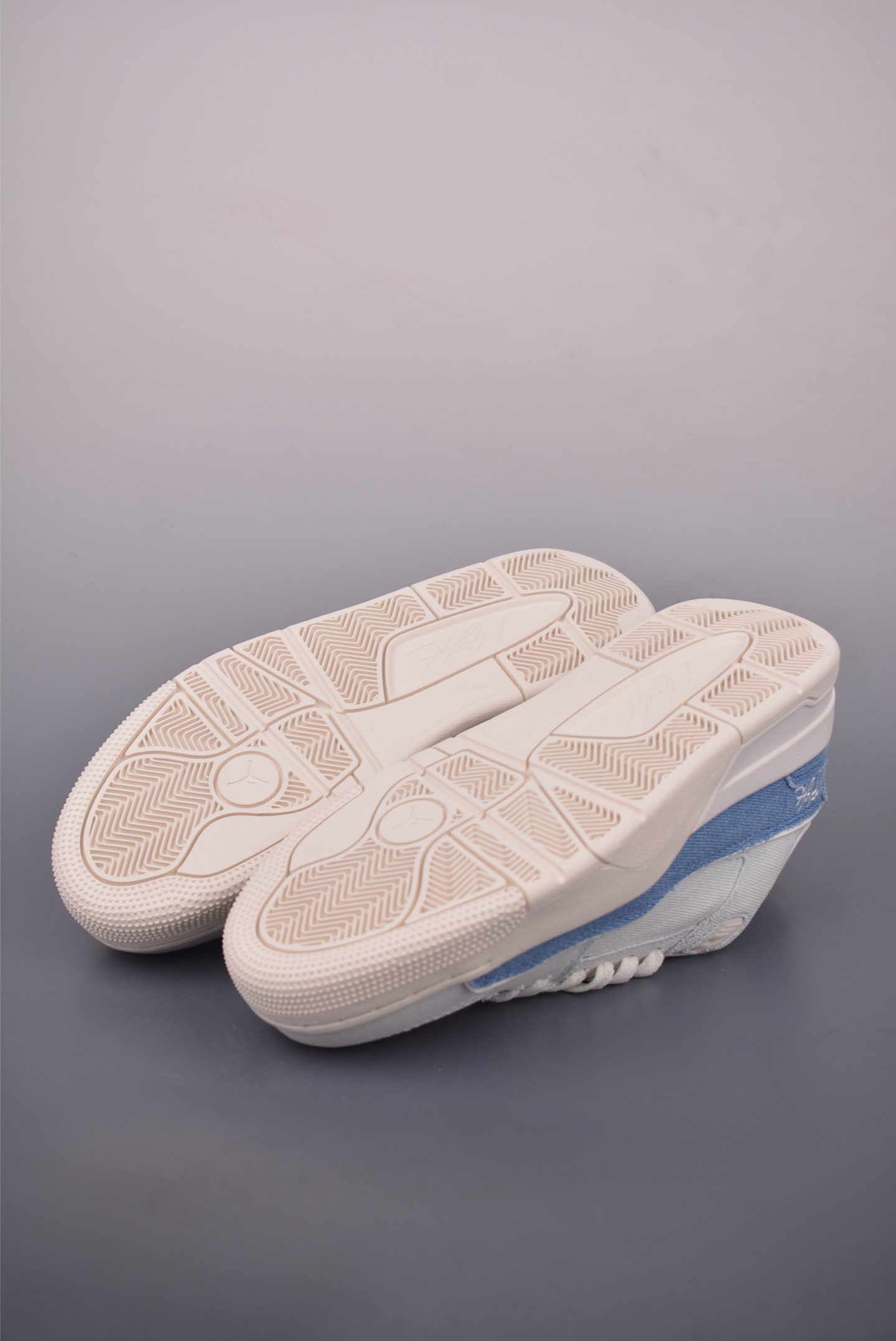 Air Jordan Flight Court Low-Top Retro Basketball Shoes - Light Blue Denim 4 i1759624732060 9920 0 2