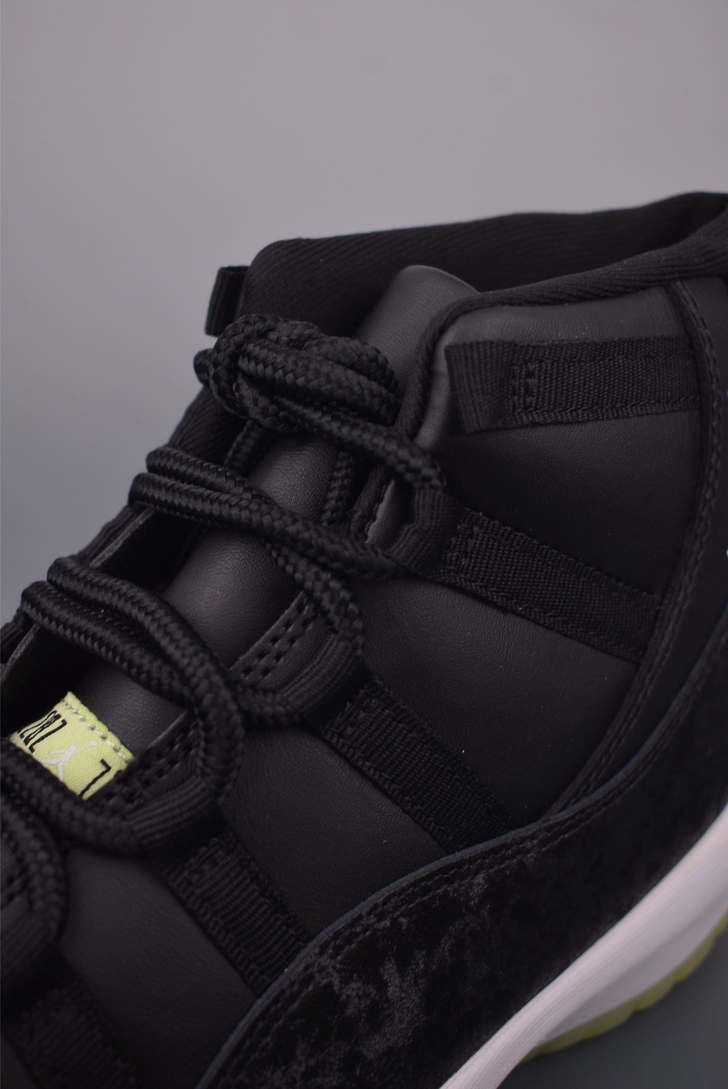 360 Air Jordan 11 Retro 纯原版本 AJ11 高帮复刻夜光迷彩黑 IB1378-001